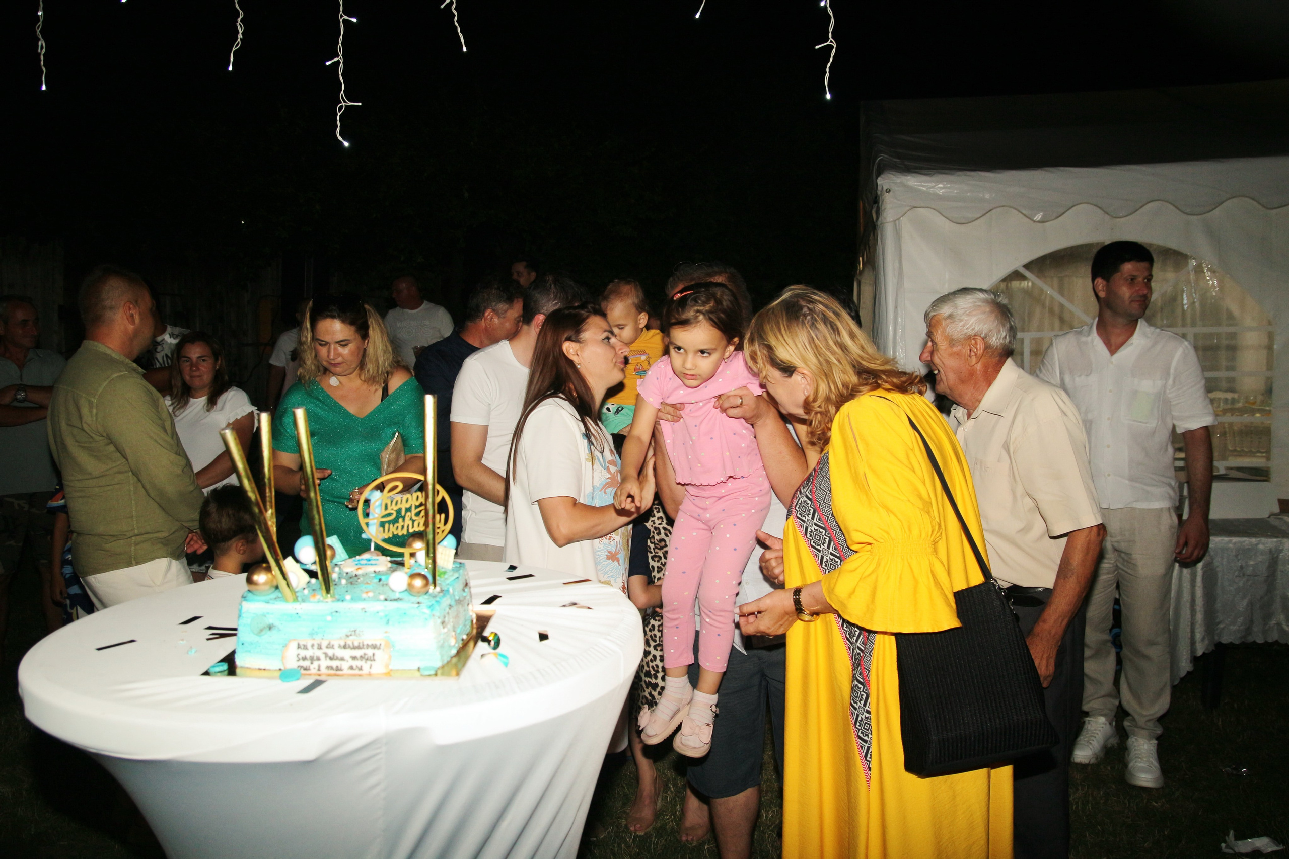 BYZO MEDIA. PETRU BYZO - family and children photographer in ROMANIA