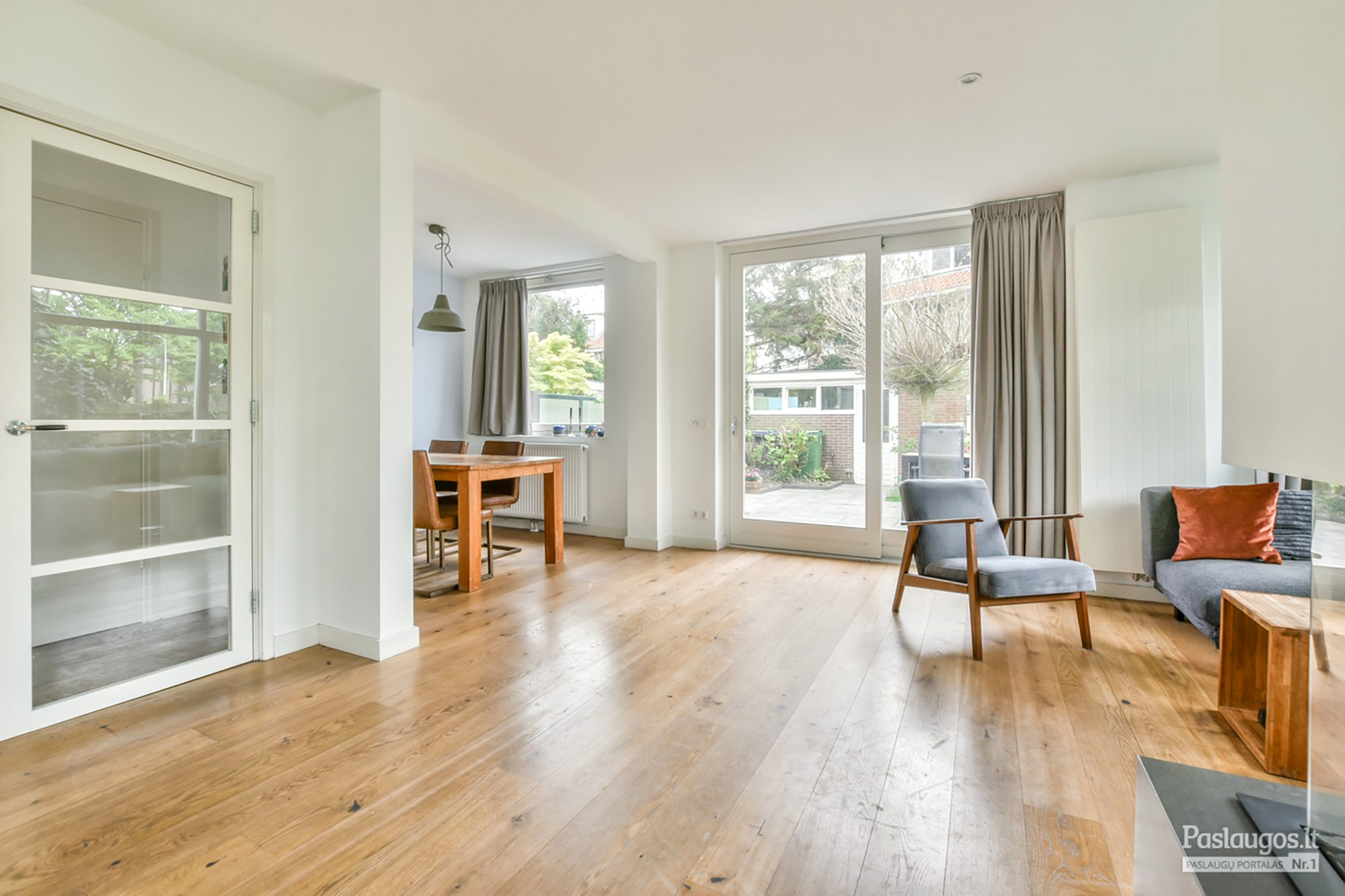 Butų, gyvenamųjų namų, komercinių patalpų fotografavimas. Elina Sapiega fotografė Vilniuje