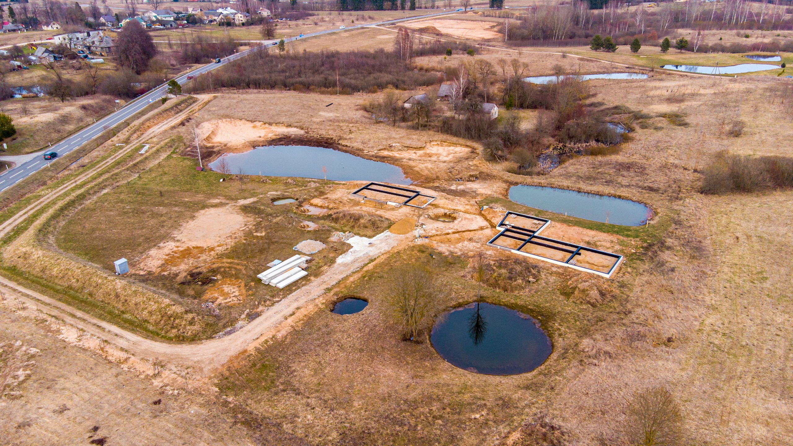 Riešės sen., Pikeliškių k., Antano Giedraičio g. 175 ir 175D. Elina Sapiega fotografė Vilniuje