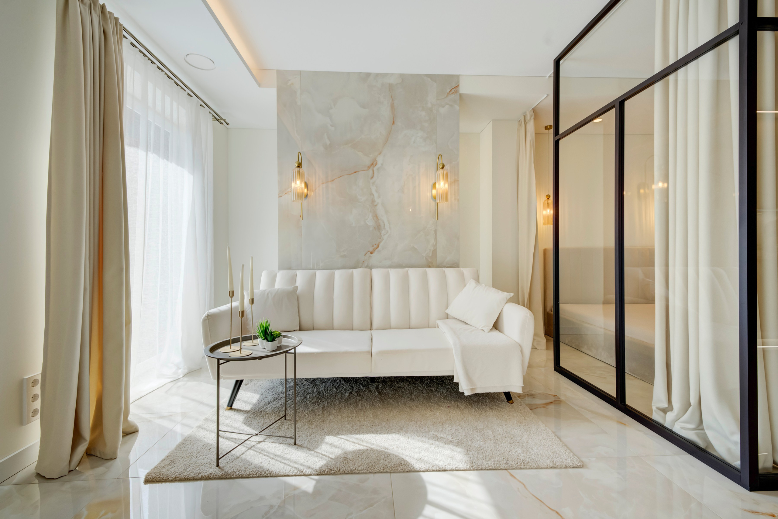 Eigulių g. 7 didelis 1 k. butas su pertvarą. Elina Sapiega fotografė Vilniuje