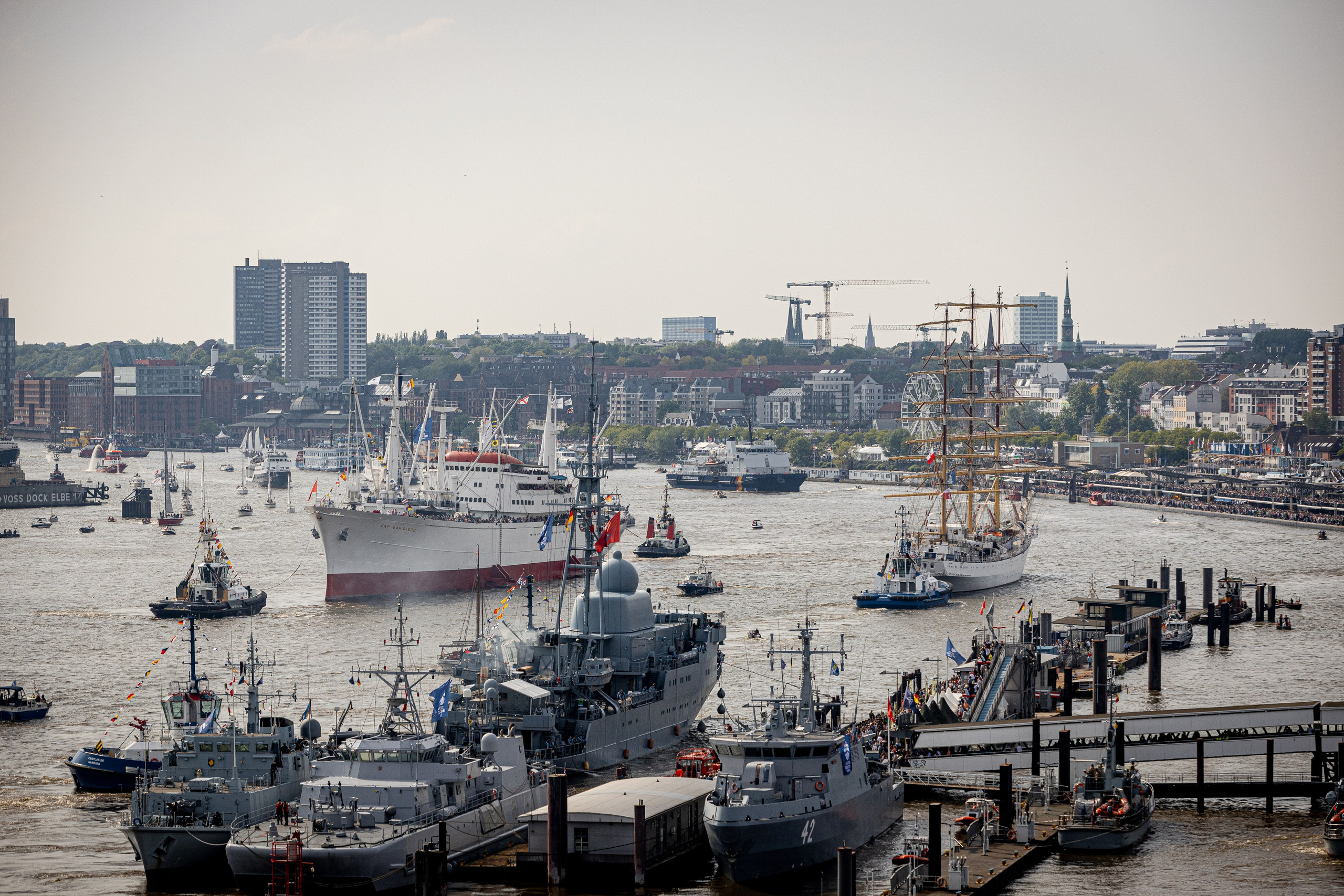 Hafengeburtstag 2024. Фотограф в Германии — Михаэль Барон