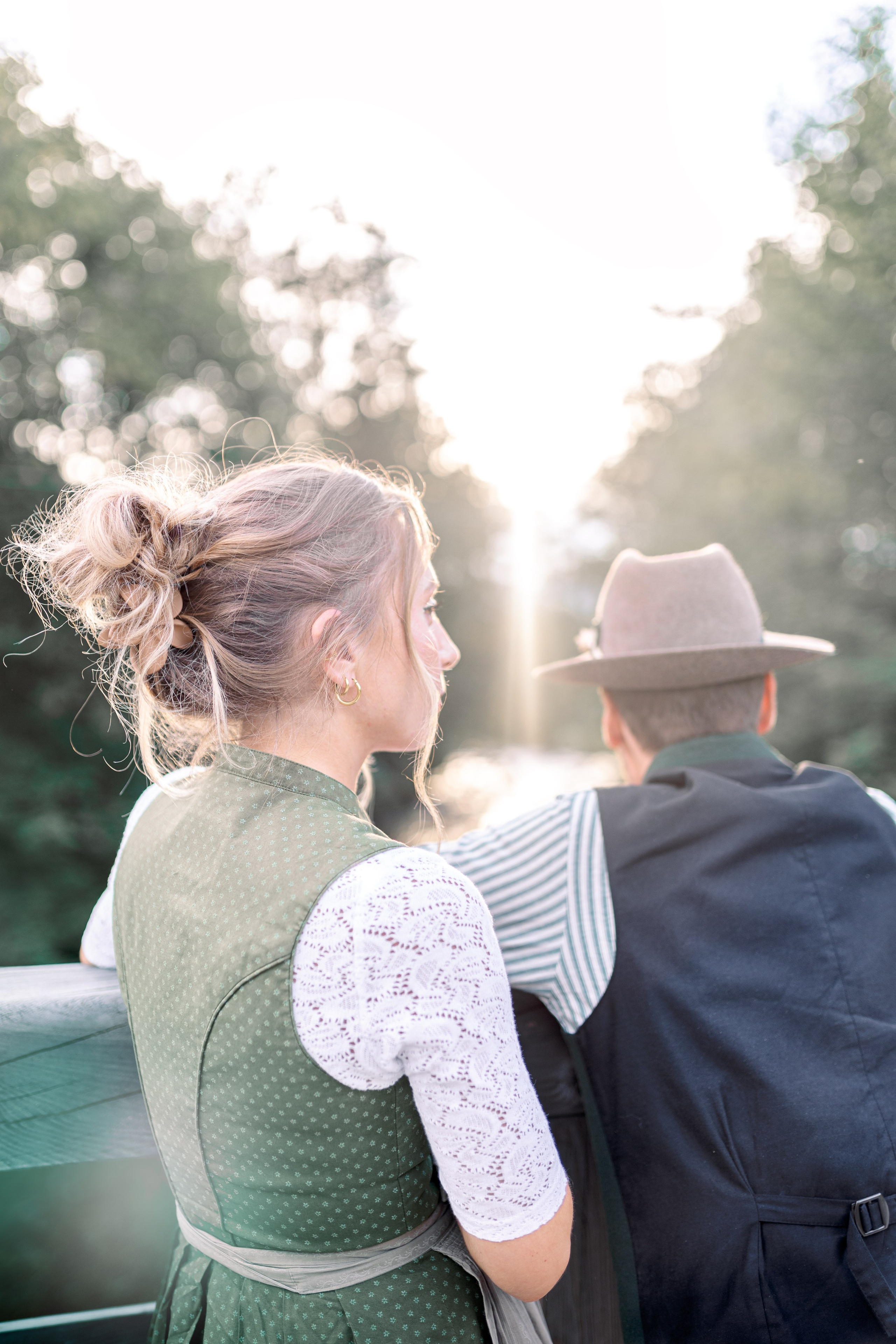 Selina & Conny. GoldenHourStory