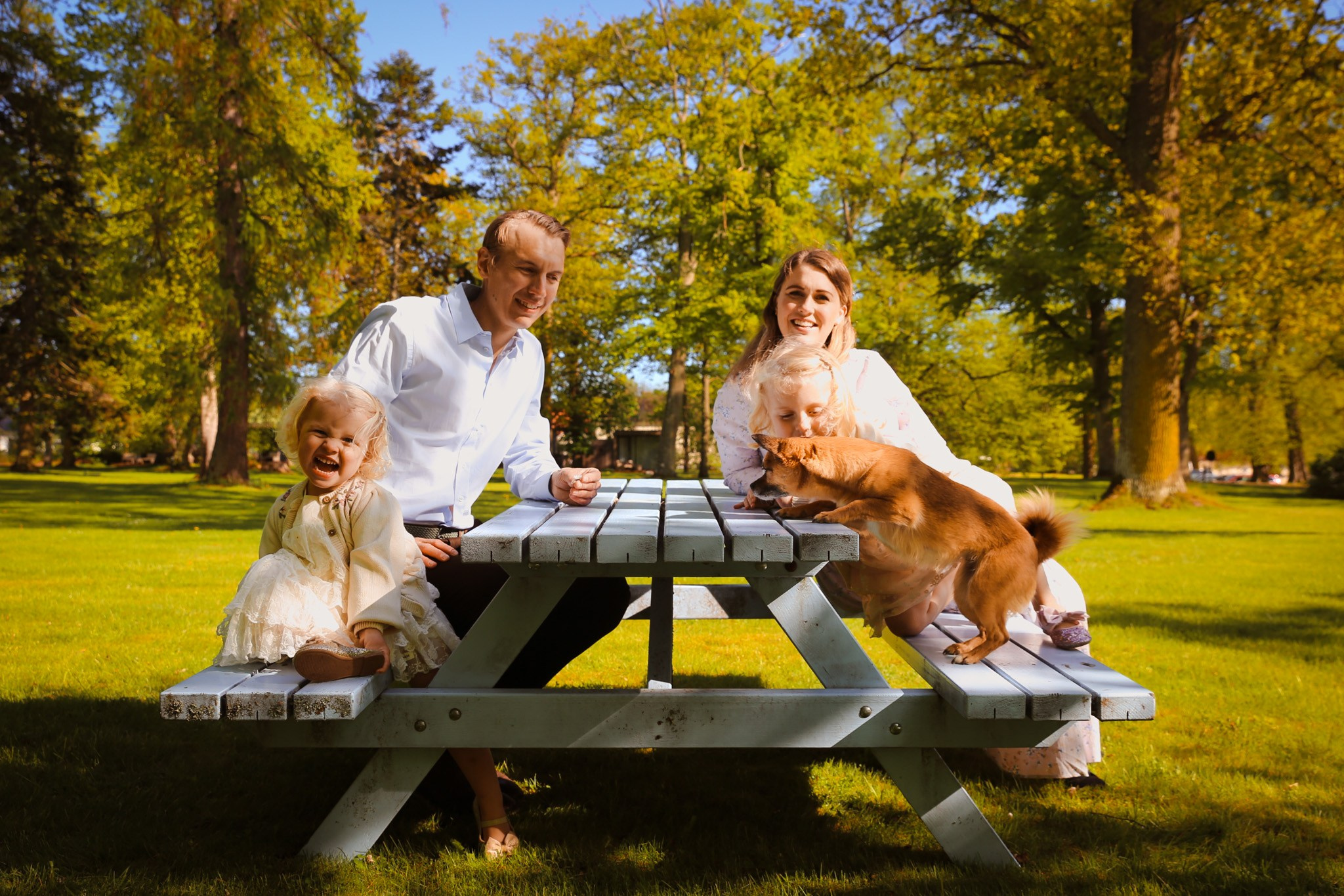 Ulrika & Family: Expecting Joy. Photographer Elina Palmgren