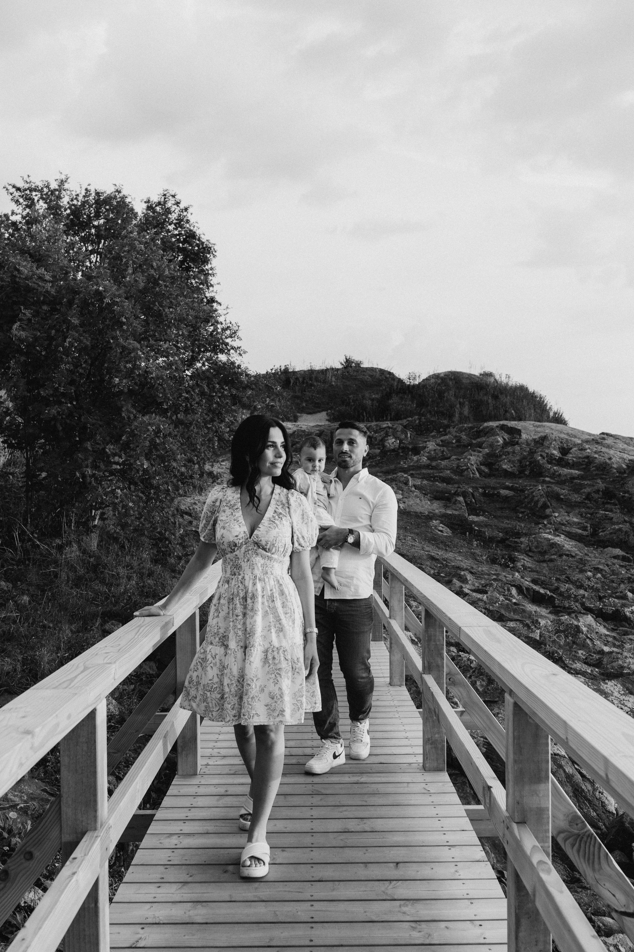 Summer. Wedding and potrait photographer in Helsinki Vickan O