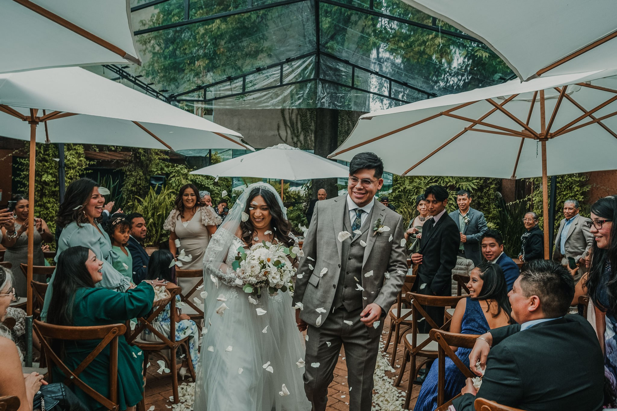 Arely & Eddie. Wedding and family photographer in Mexico City