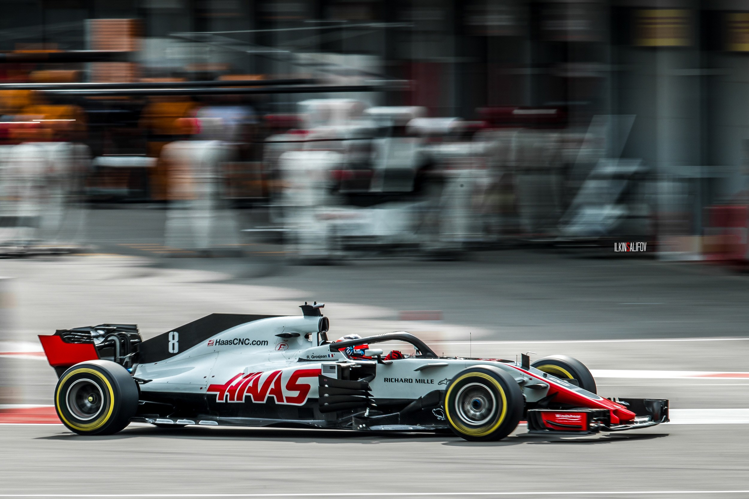 FORMULA 1. WORLDWIDE COMMERCIAL AUTOMOTIVE PHOTOGRAPHER