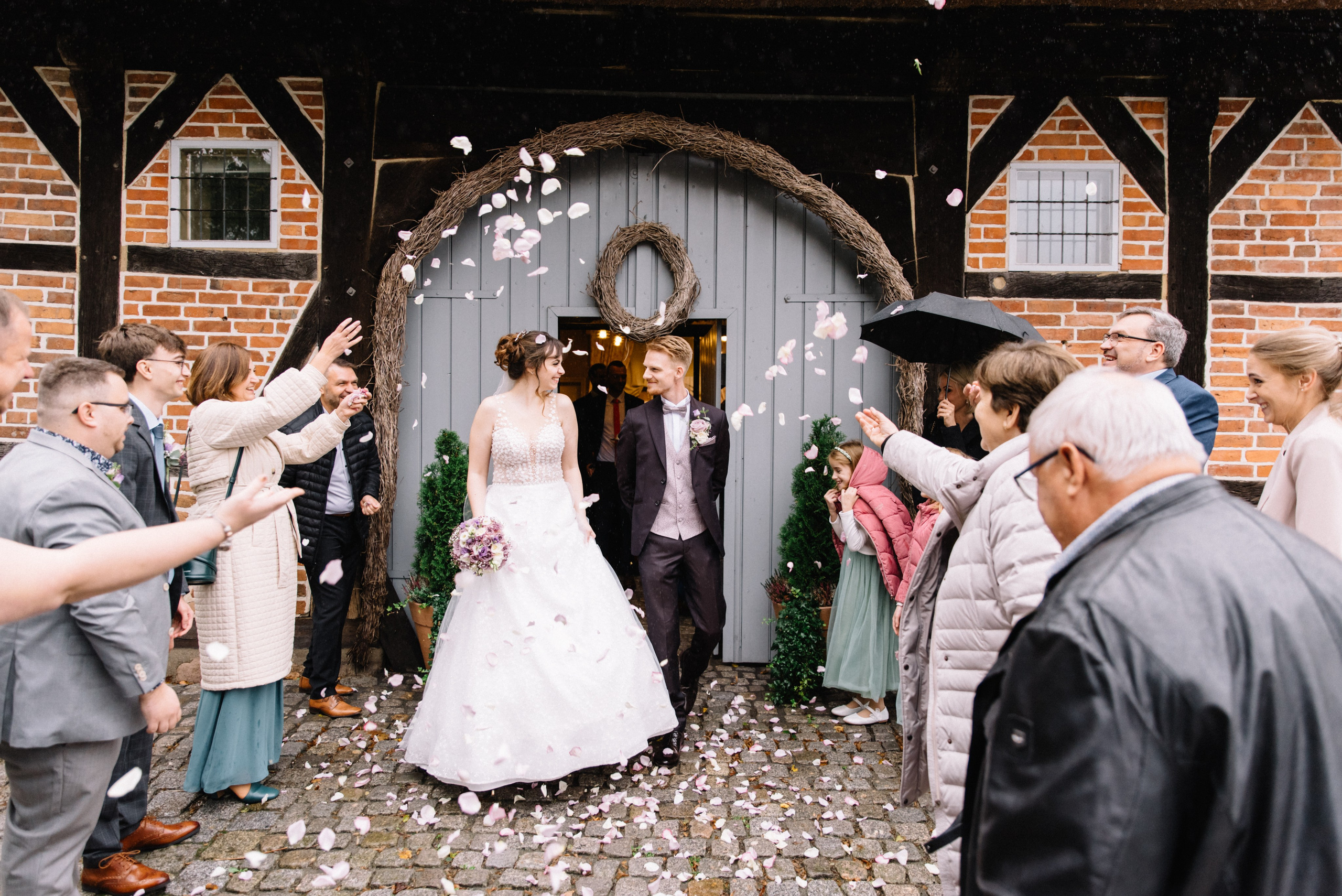 Dzień ślubny Vanessa & Philipp. Eugene Save – Fotograf Ślubny i Rodzinny | Warszawa i Cała Polska