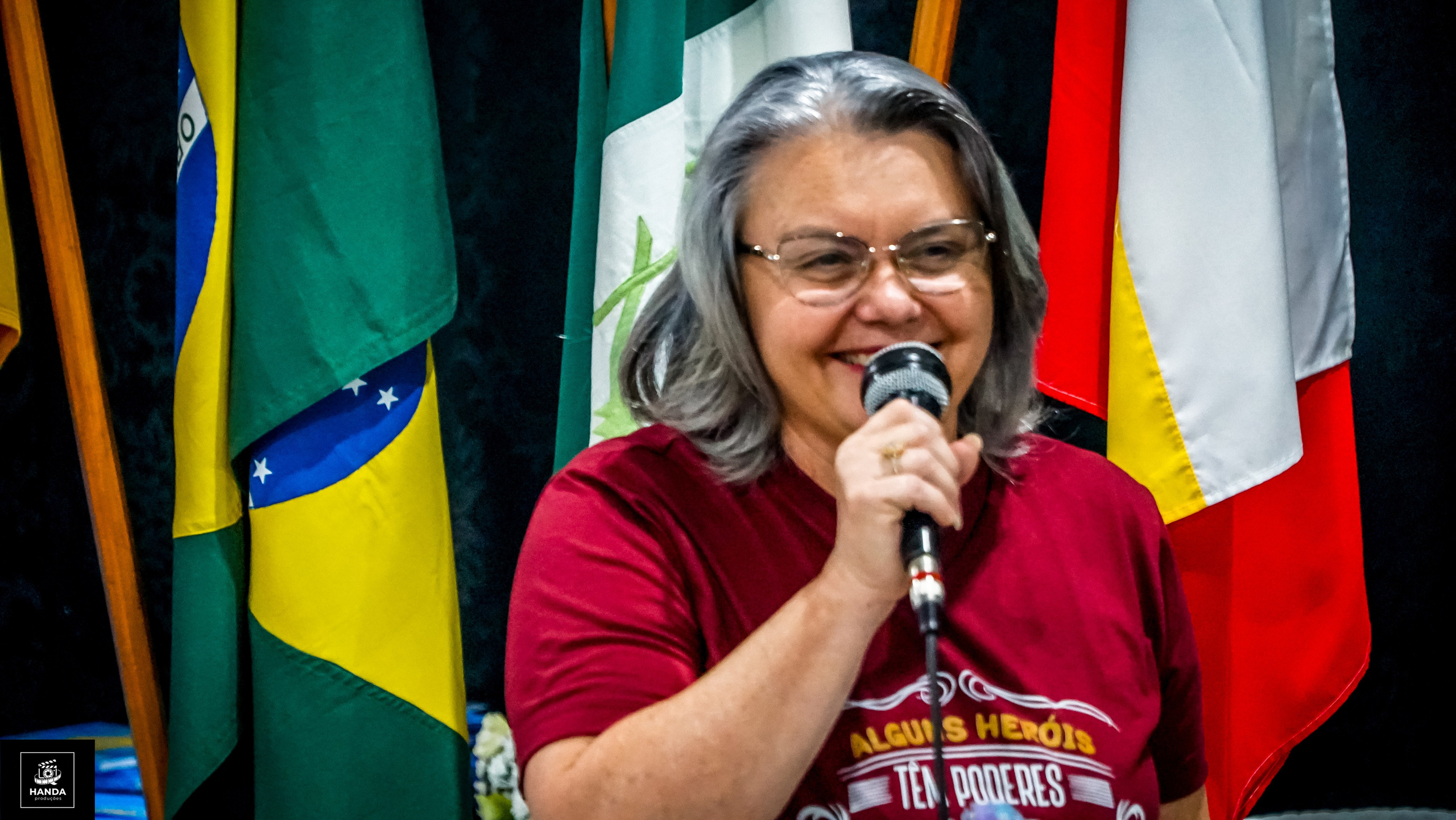 Noite autógrafos colégio Aurélio Buarque de Holanda. Handa Produções