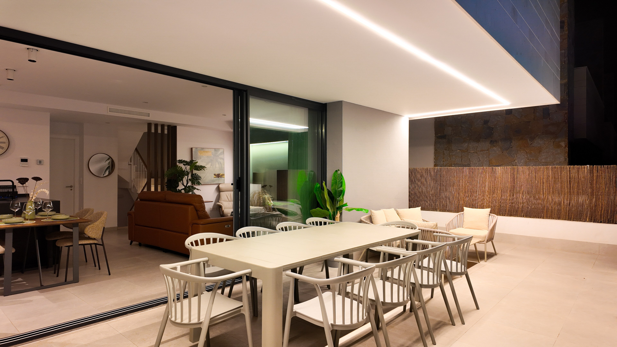 Villa LAKESIDE I’M GROUP. Baby Beast