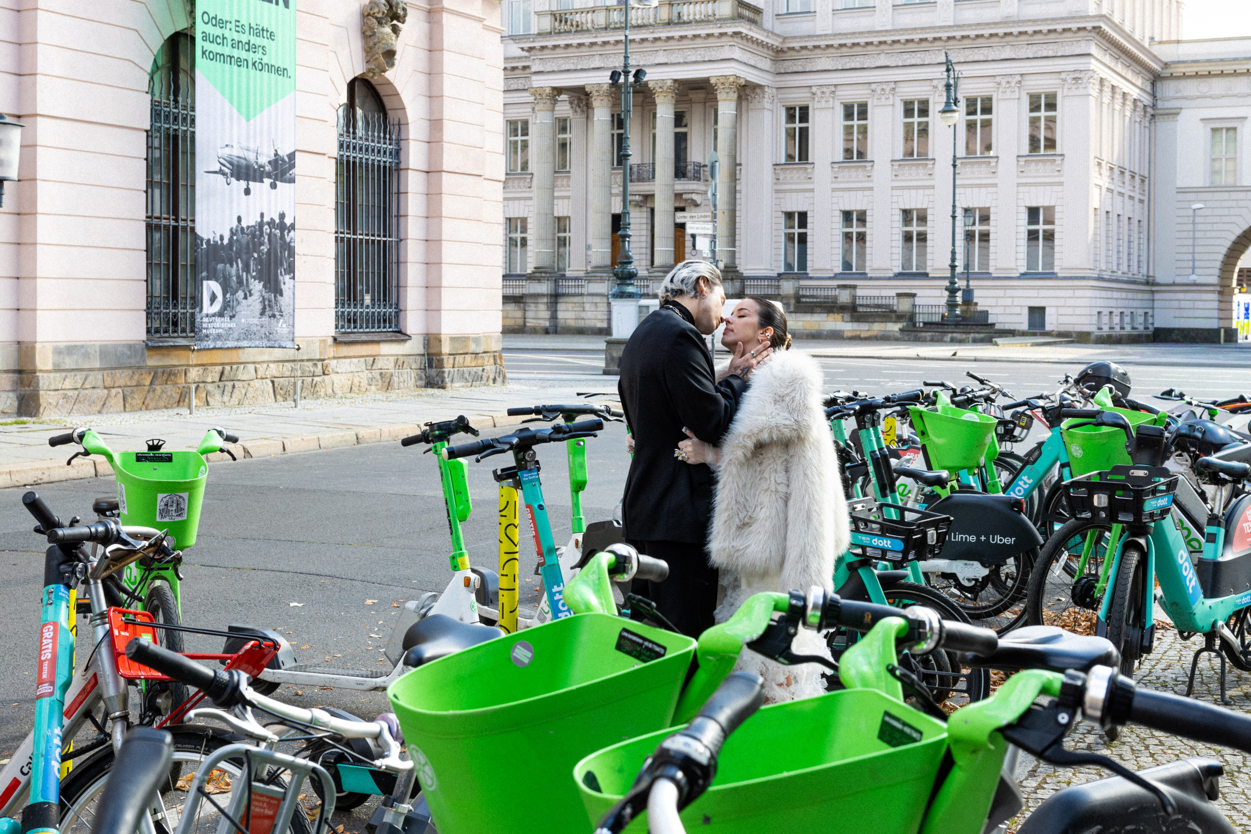 Hochzeit Fotoshooting Berlin, kreative Hochzeitsfotos & Reportage. Hochzeitsfotografin in Gütersloh | Authentische Hochzeitsreportagen | TK Photographie