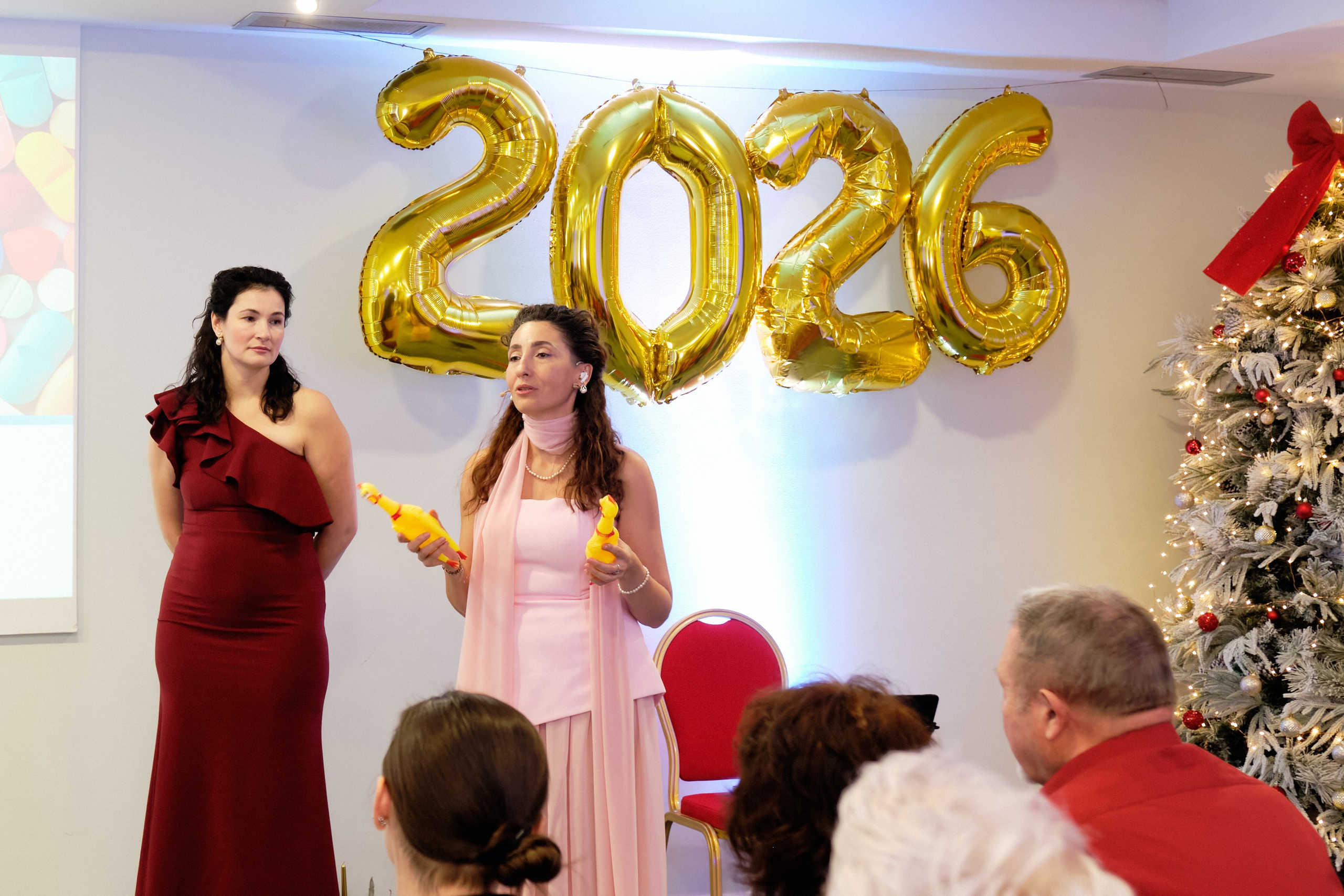 Фоторепортаж з благодійного Новорічного балу у Чорногорії. Портретний фотограф Альона Новгородцева