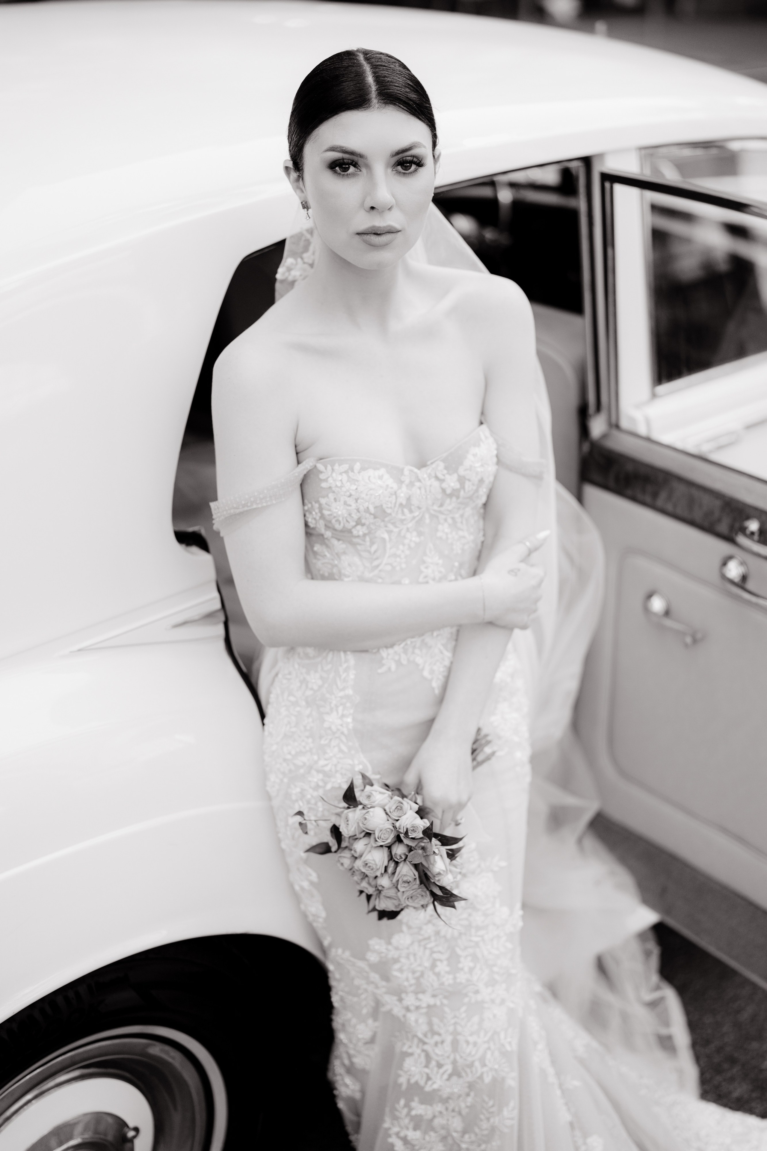 Monique and Robert’s Elegant Wedding at the Beekman Hotel. Wedding photographer and videographer New York | New Jersey