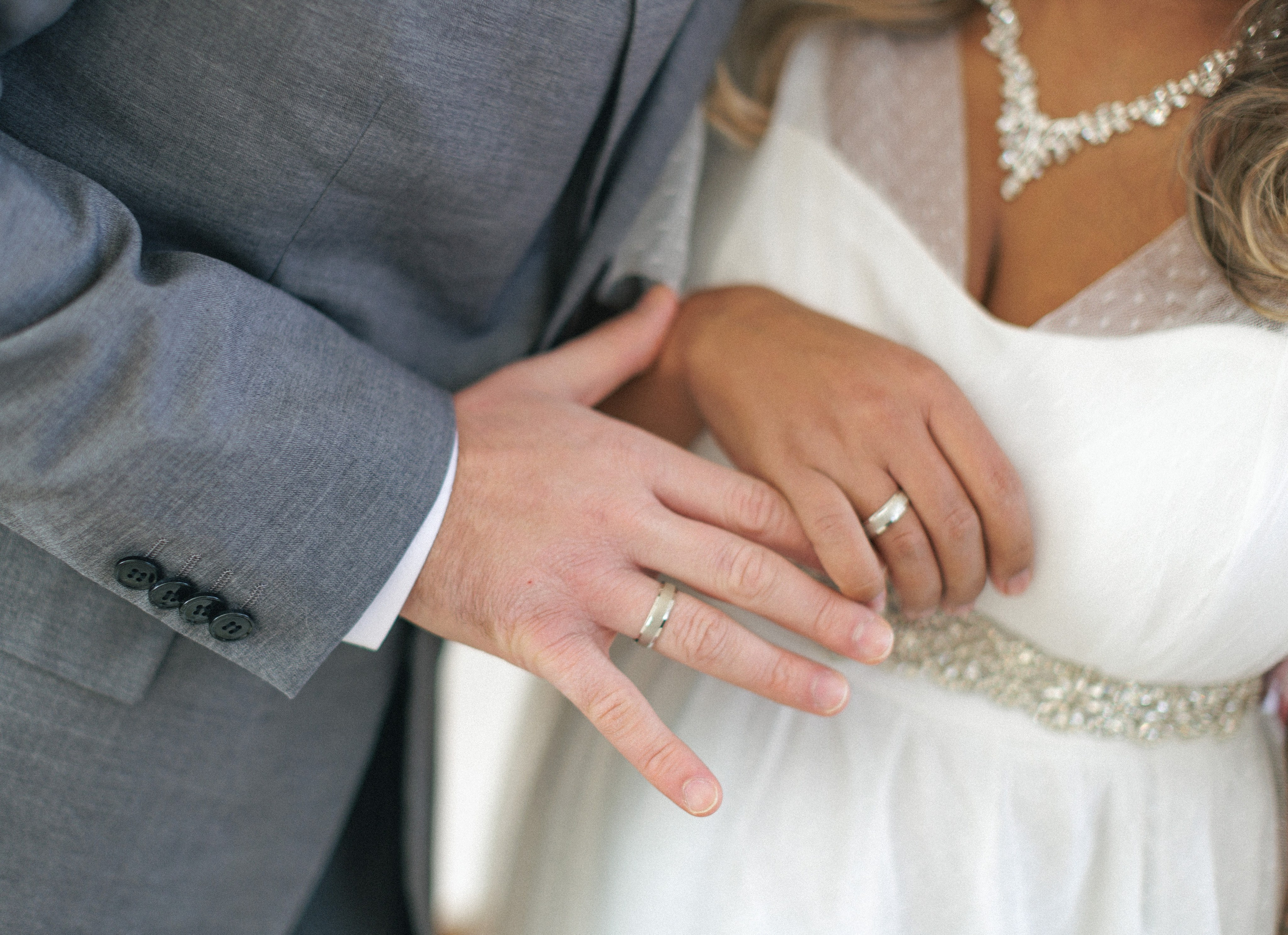 Hochzeitsfotoshooting in Hamburg Morisha und Senco. Hochzeitsfotograf und Hochzeitsvideograf aus Hamburg | Roka21Film