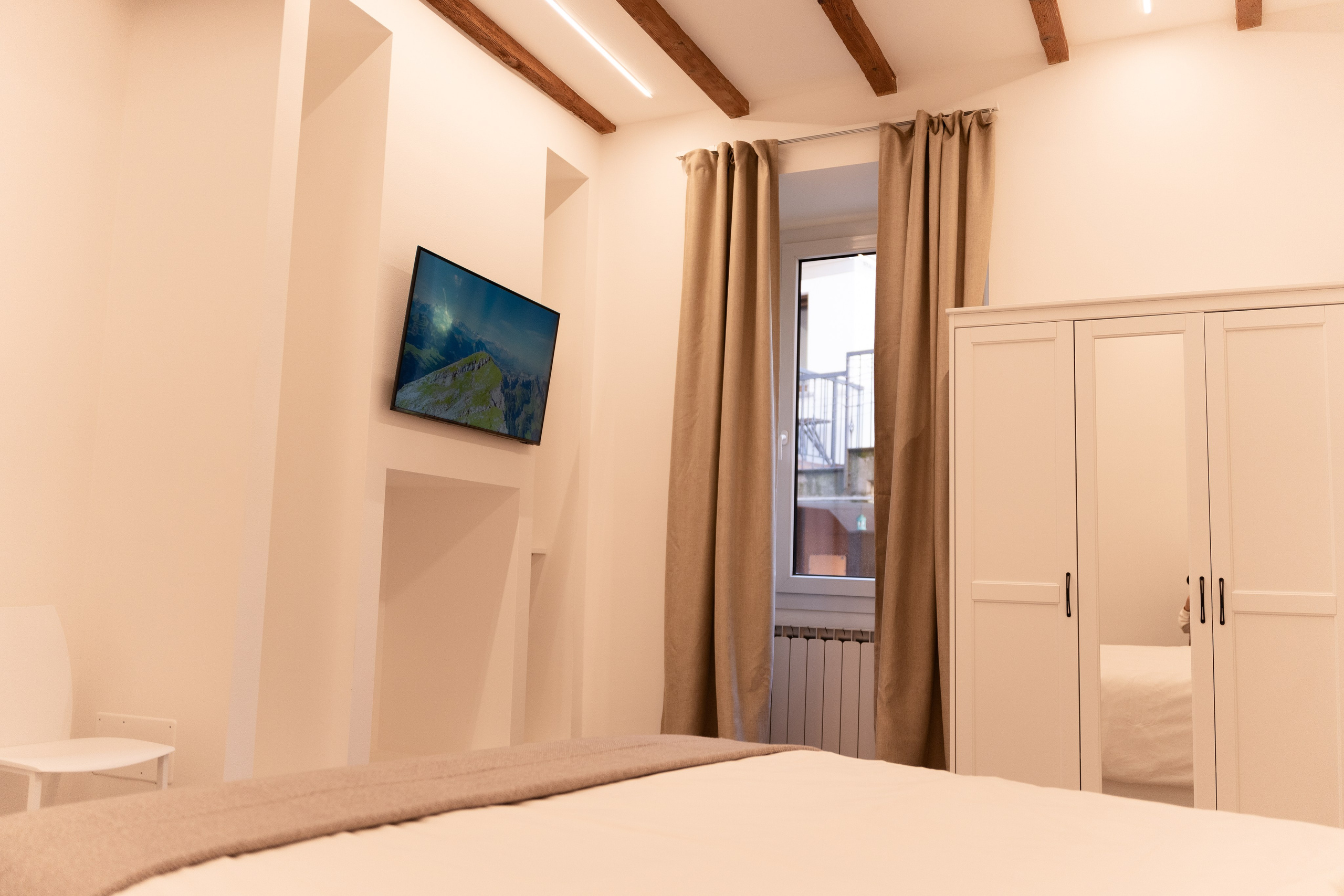 Lake Maggiore apartment. PHOTOGRAPHER IN ITALY