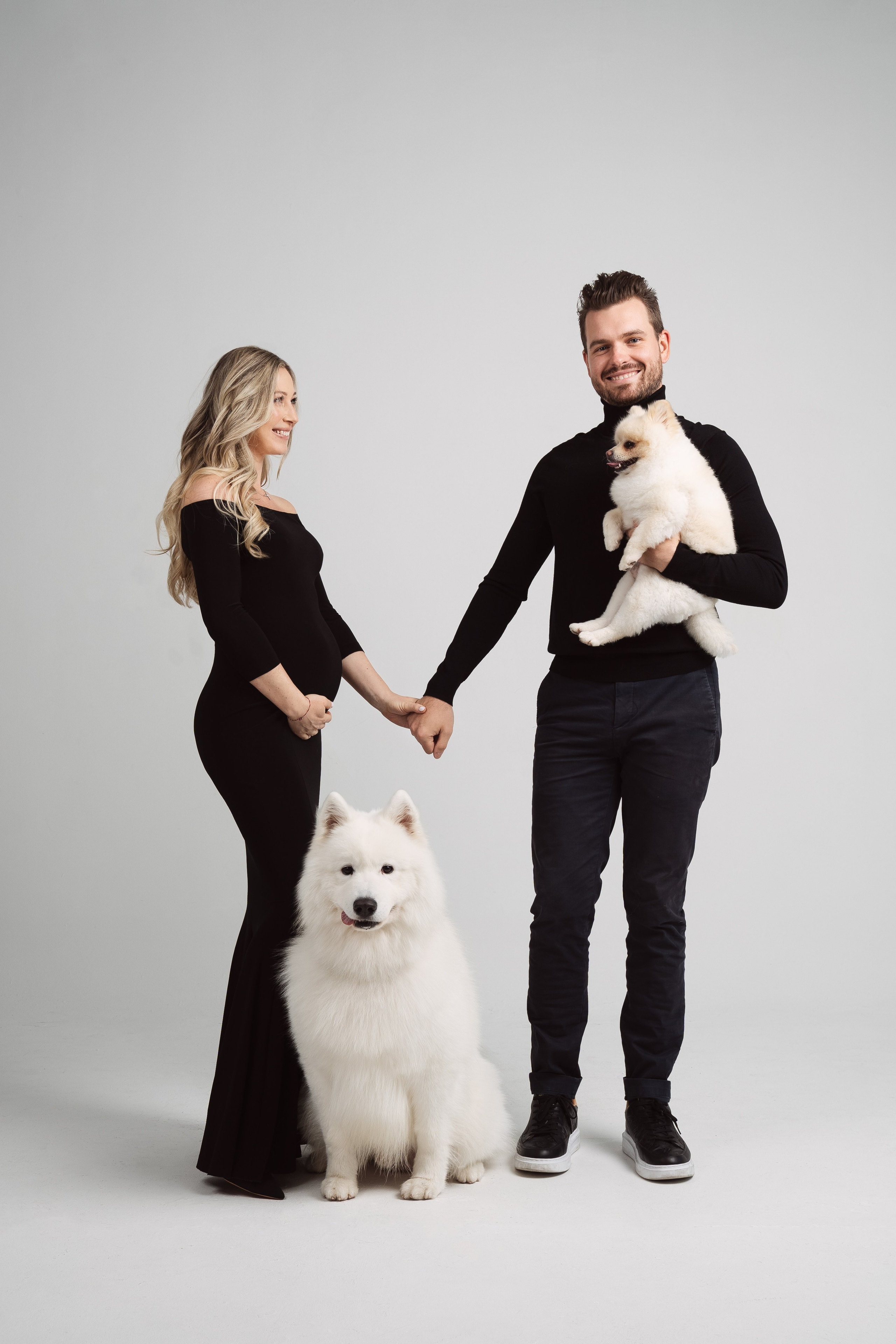 Pregnancy (studio). Dasha in Singapore