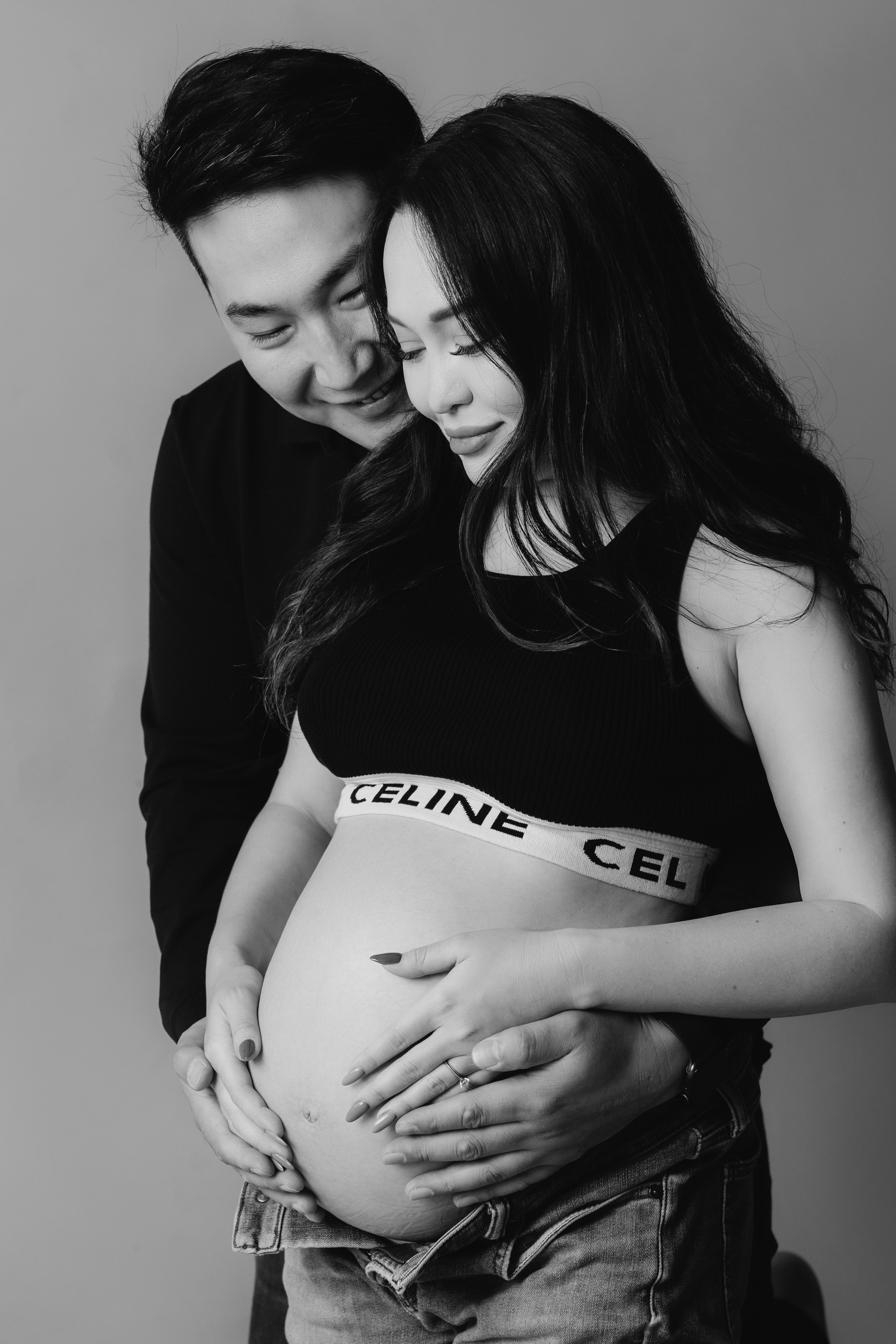 Pregnancy (studio). Dasha in Singapore