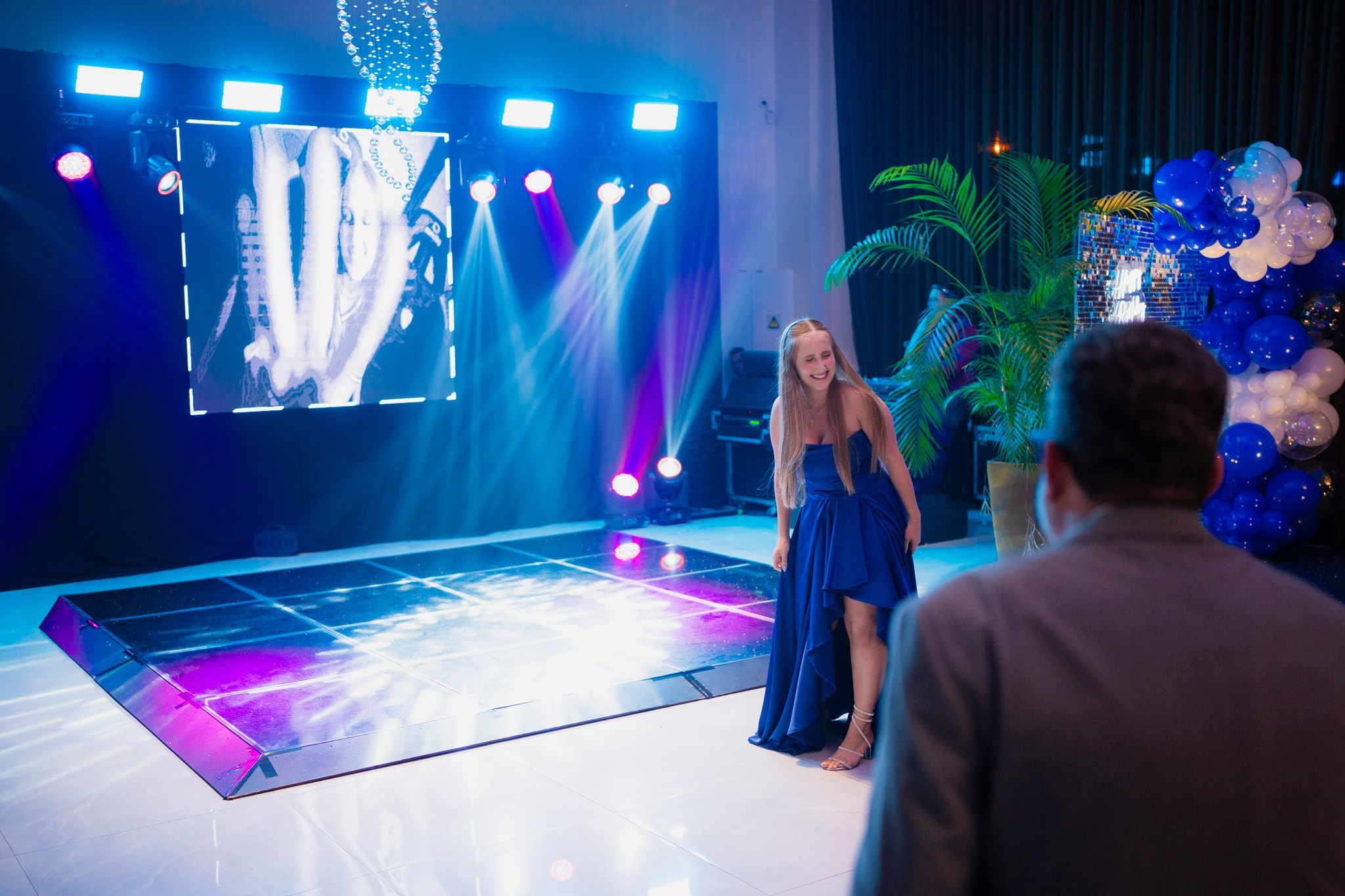 Lara — Hall Palace / Bauru SP. Robson Colaço