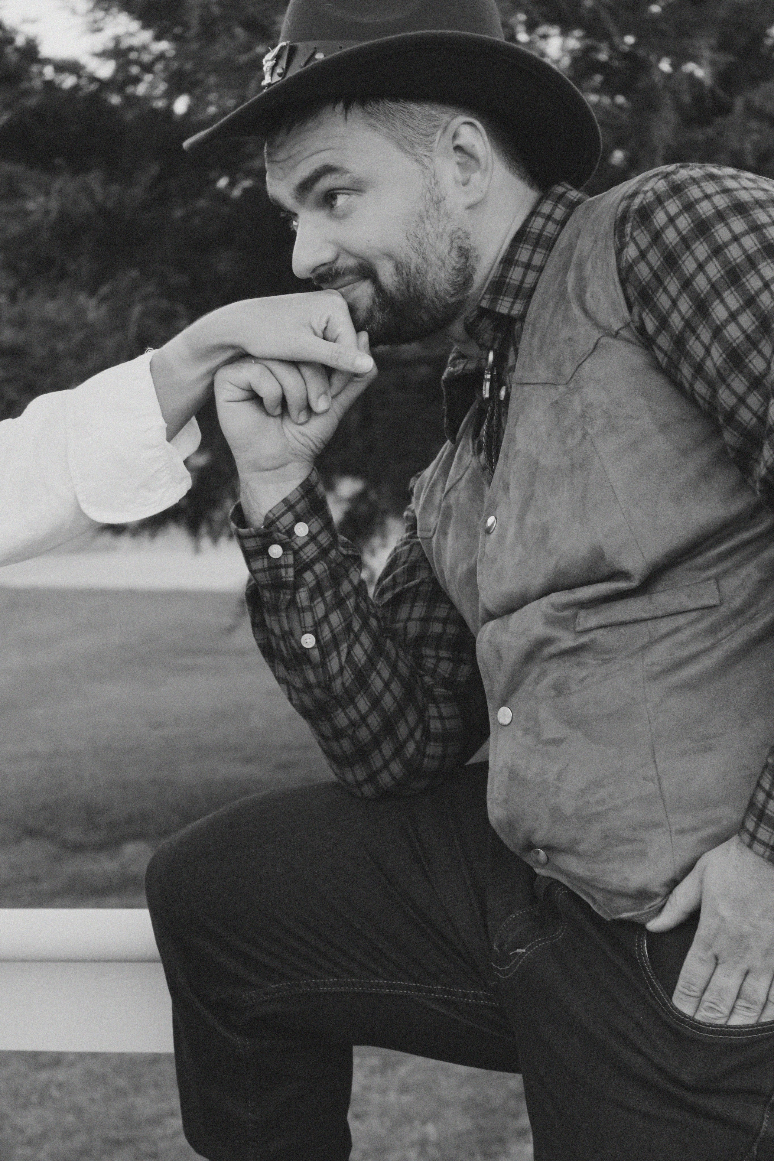 Texas Countryside Family Photoshoot in Cowboy Style. Lana Petrychenko — Portrait & Family Photographer. Valencia, Spain