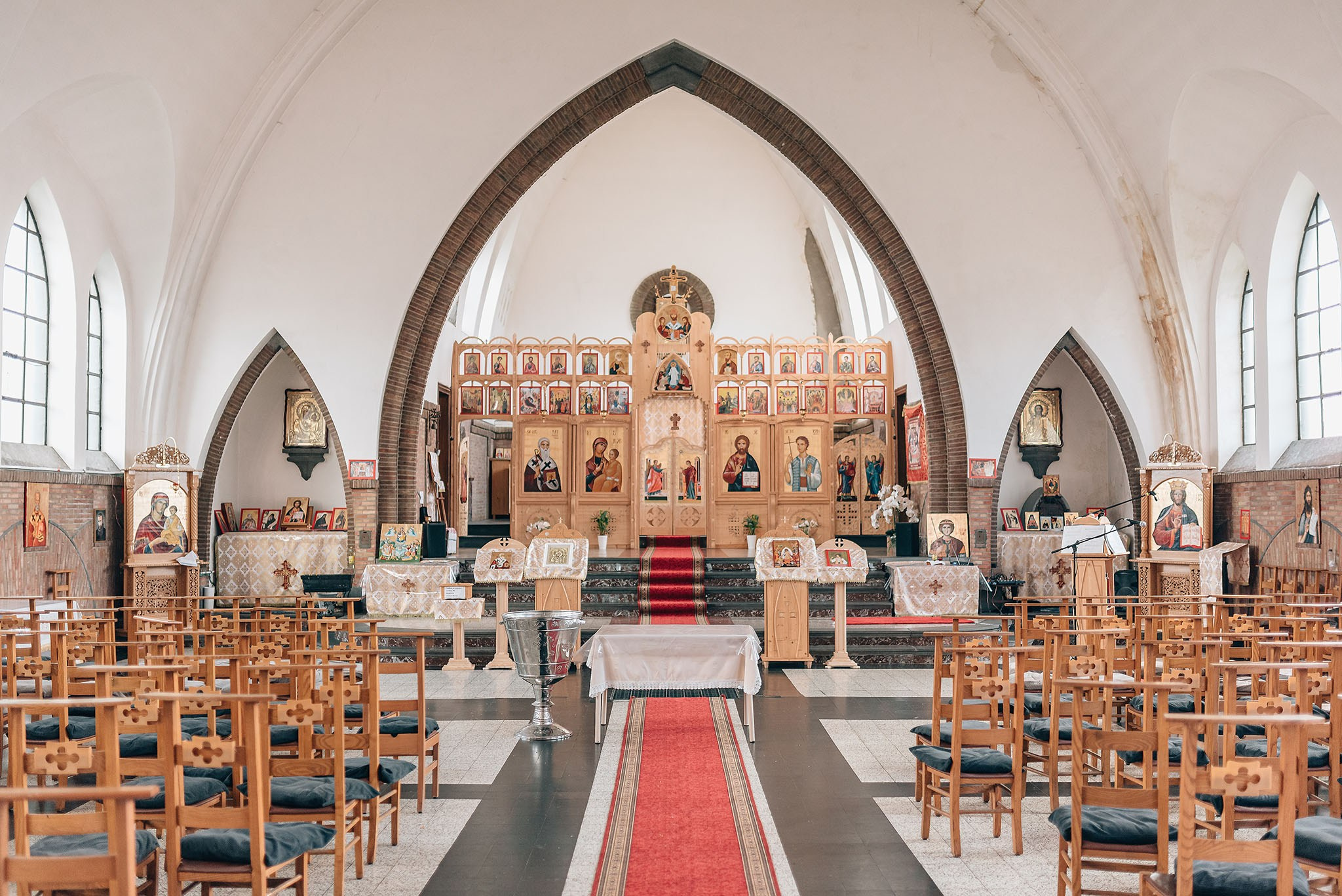 Botezul lui Alexandru — Fotograf botez Belgia | Emanuel Prepelita Essence of Memories. Essence of Memories — Wedding & Event Photographer in Brussels, Belgium