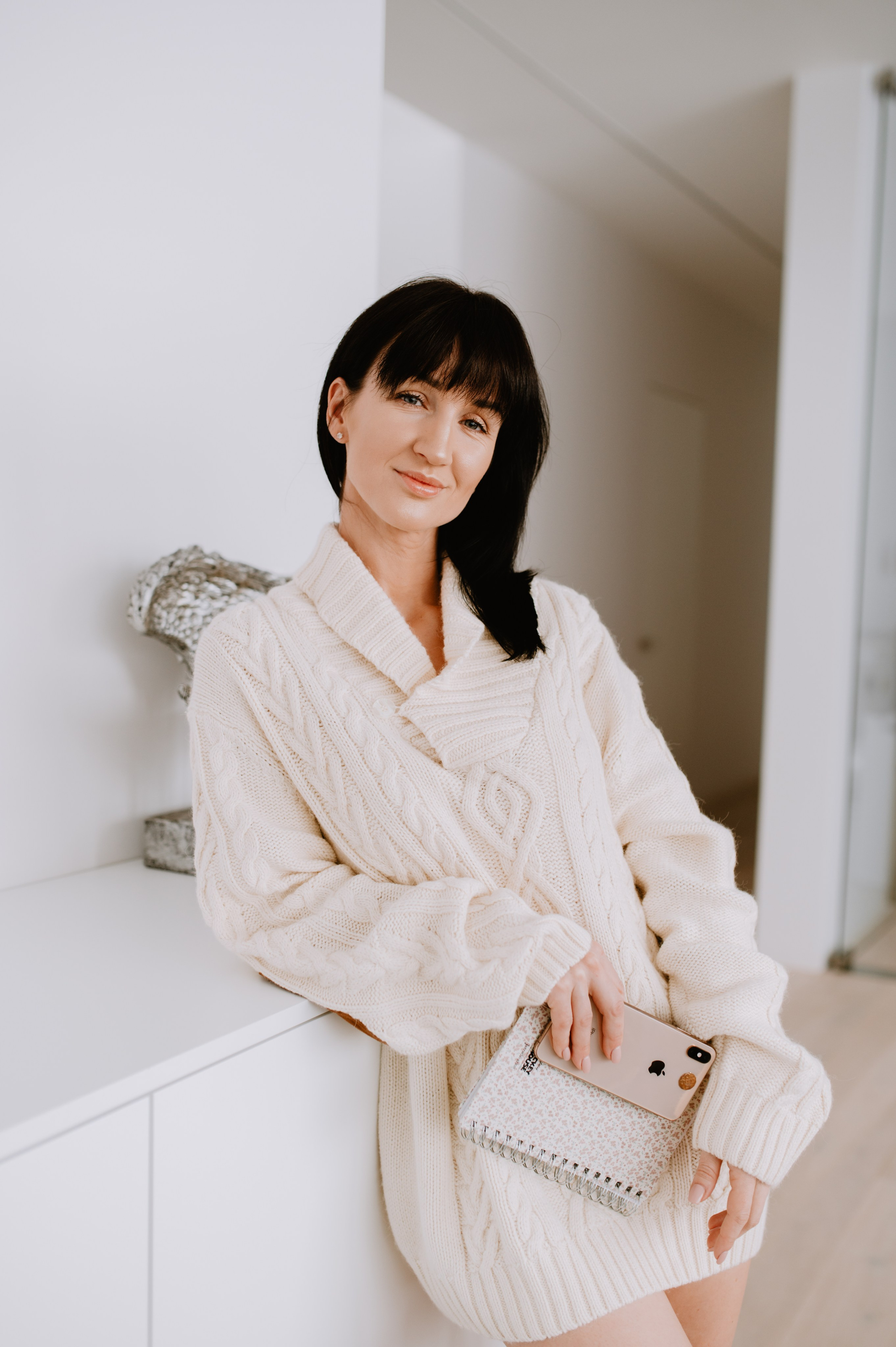 Yulia Dottera Aromatouch. ANNA-MARIA PHOTO CONTENT CREATOR — фотограф, естет, художник і візуальний експерт Instagram у Празі