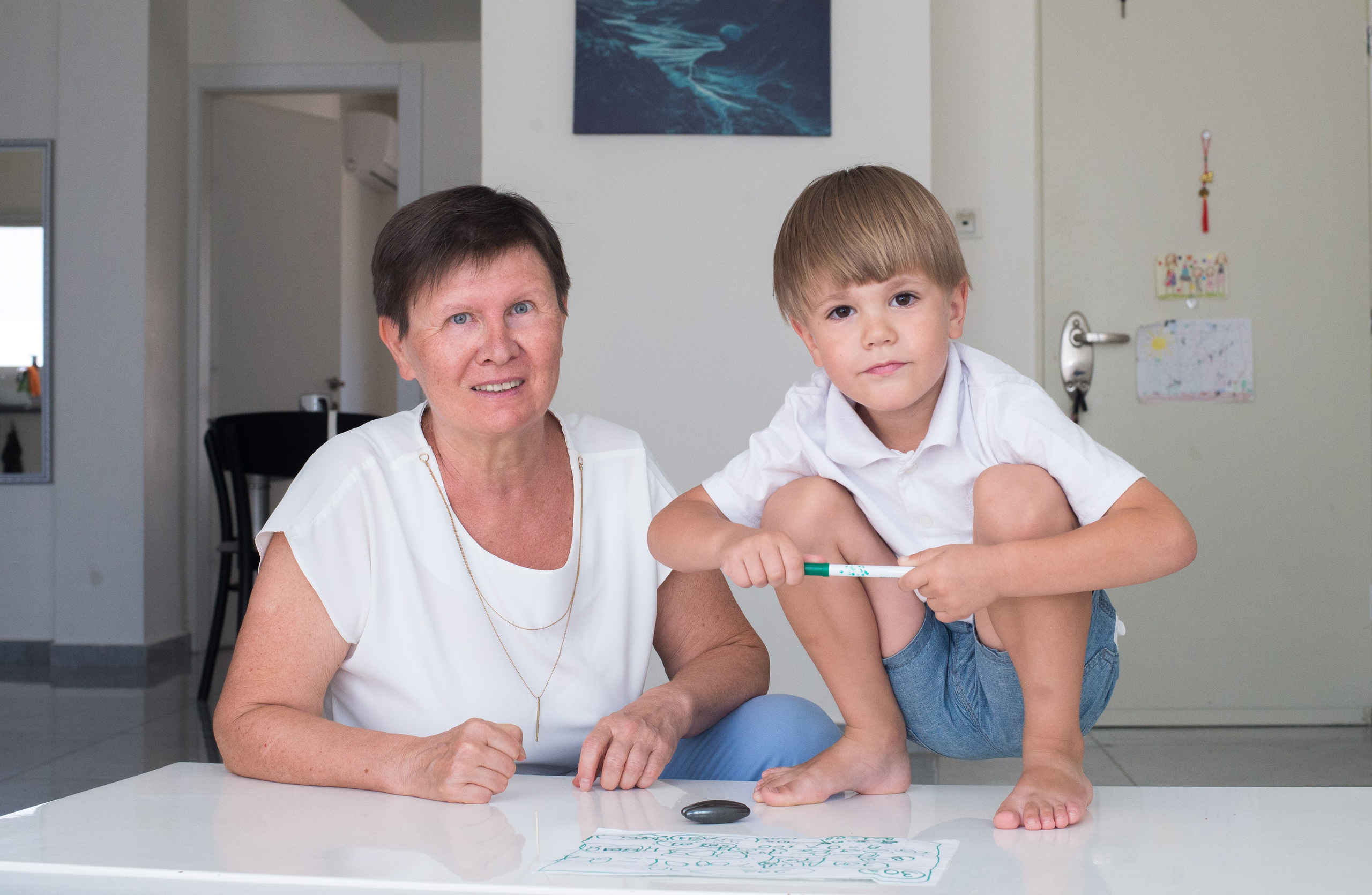 Катя, Андрей Мирон и Лео. Визуальный брендинг