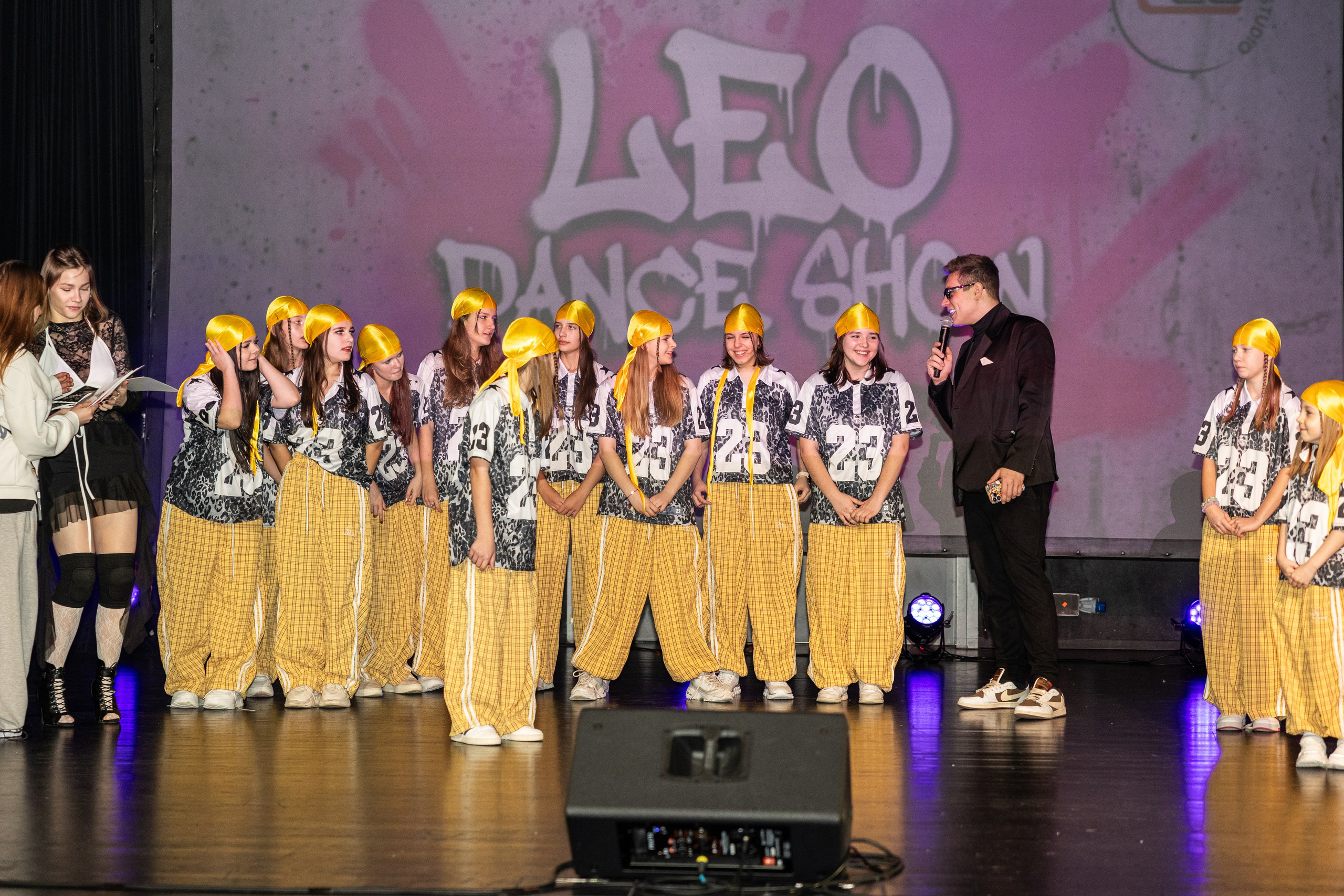 LEO DANCE SHOW WINTER 2025. Семейный и детский фотограф в Варшаве Мила Бобровская