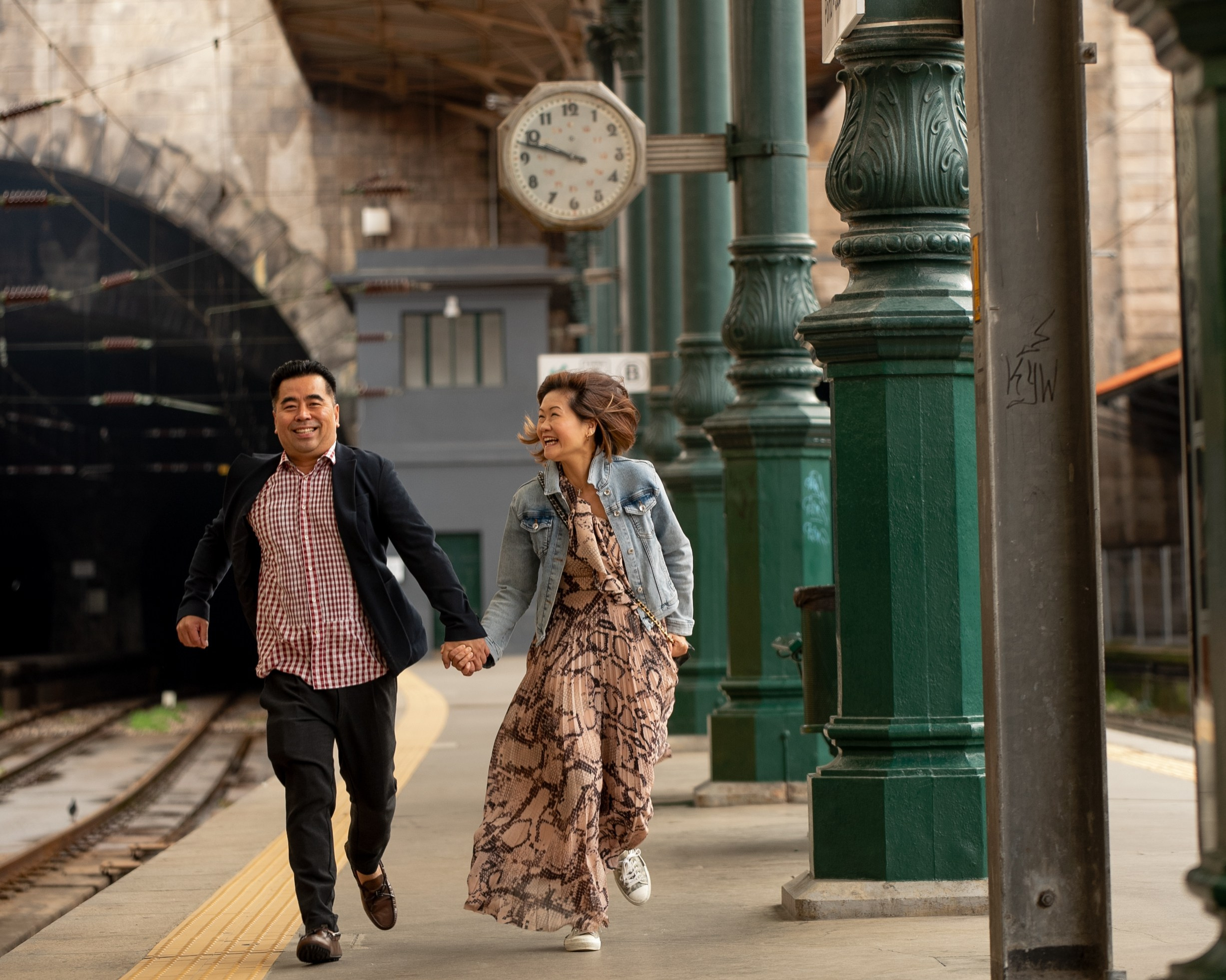 YOKE and ALFRED. Walking in Porto after the rain. Anastasiia Antoniuk portrait, family and couple photographer, Portugal