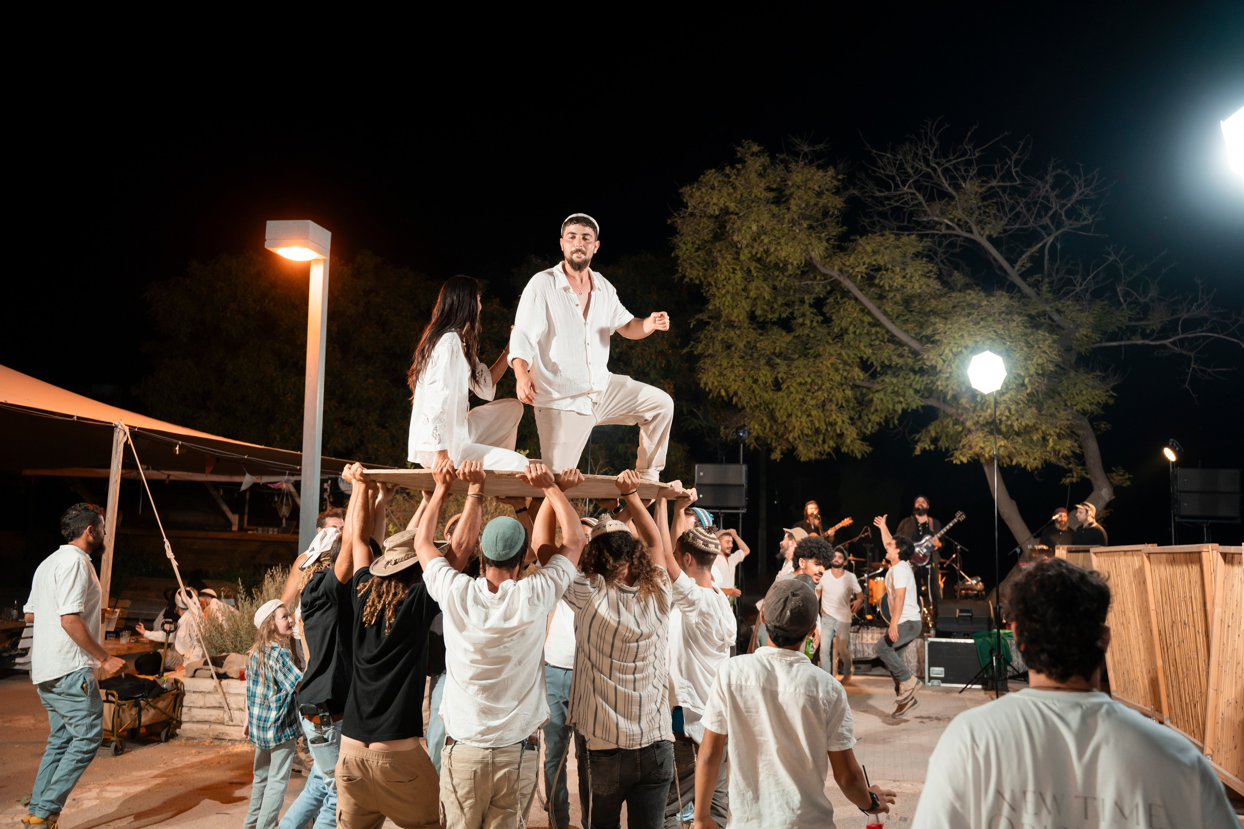 עדן ושלהבת. יוסף מזרחי צילום חתונה, ברית וזוגיות. צלם מקצועי שאוהב להוציא אתכם הכי יפים ברגעים הכי מרגשים