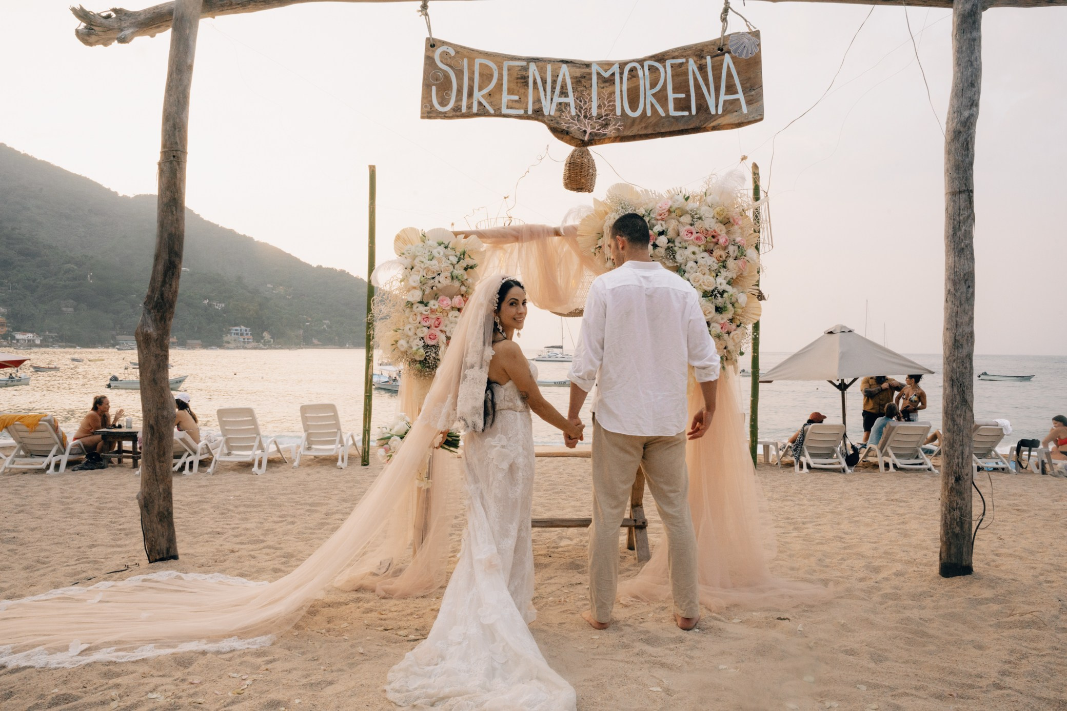 Marlene & Issac. Elopement & Lifestyle Wedding Photographer