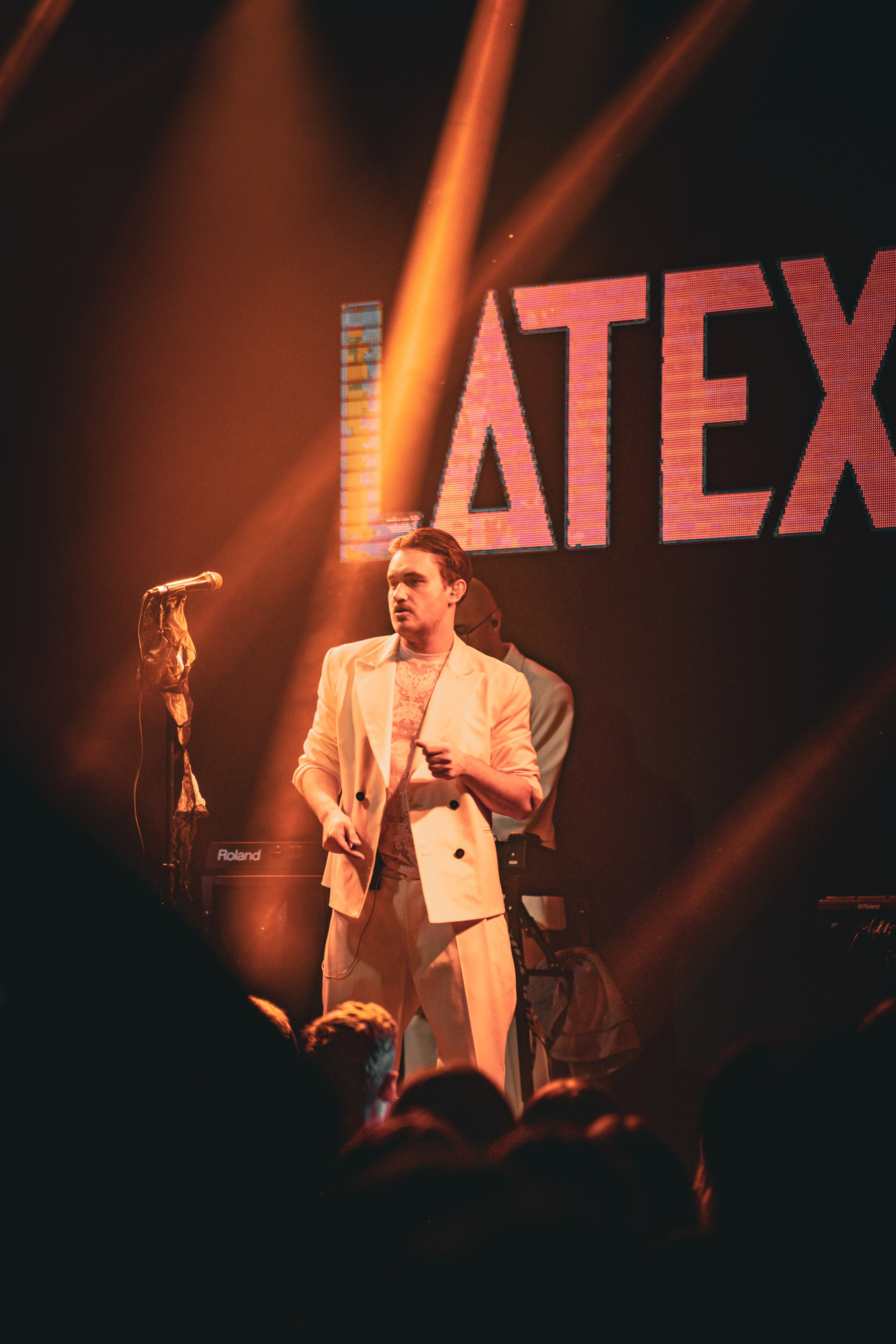 LATEXFAUNA. Photography of Fujicolor.104