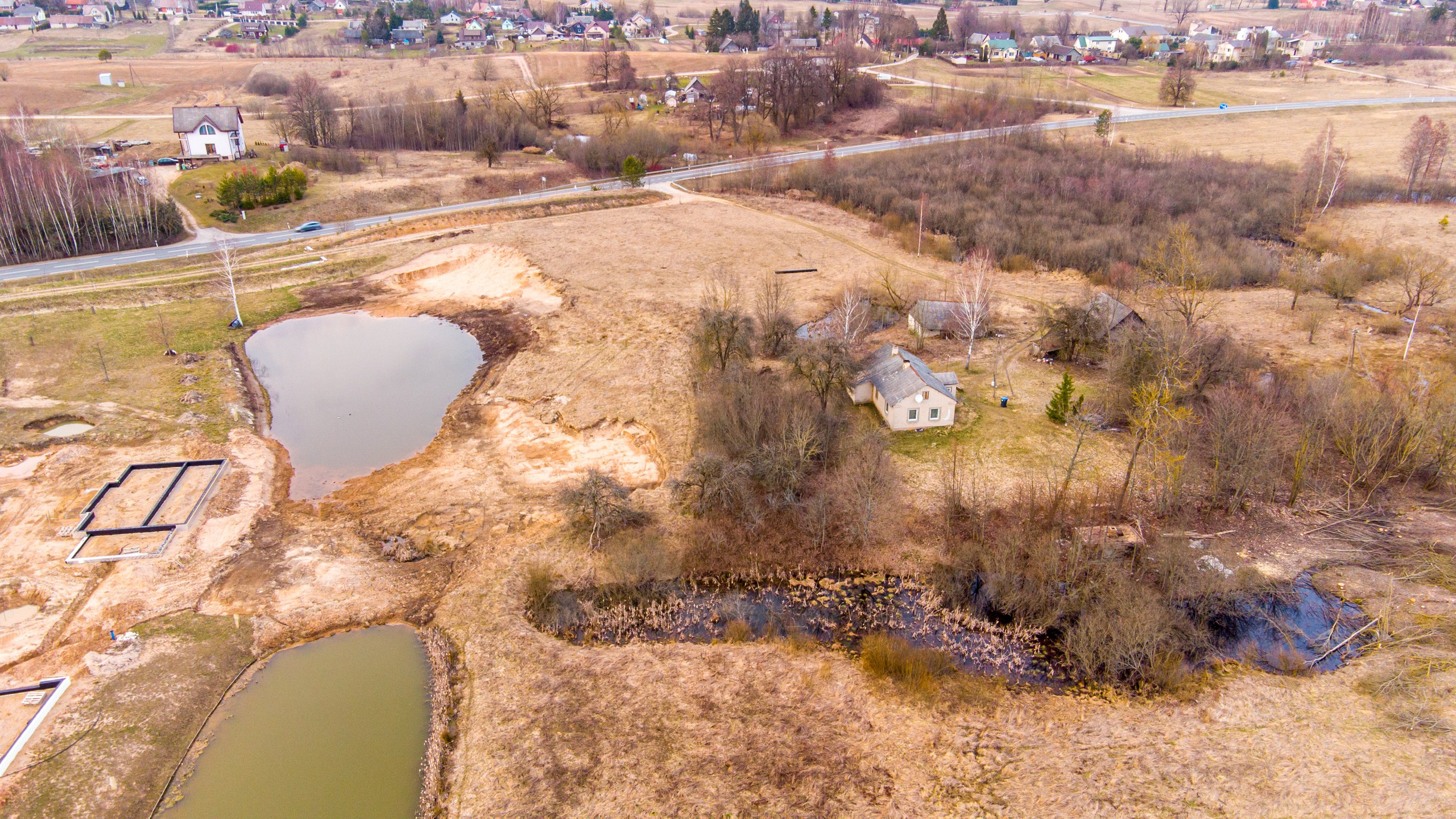 Riešės sen., Pikeliškių k., Antano Giedraičio g. 175 ir 175D. Elina Sapiega fotografė Vilniuje