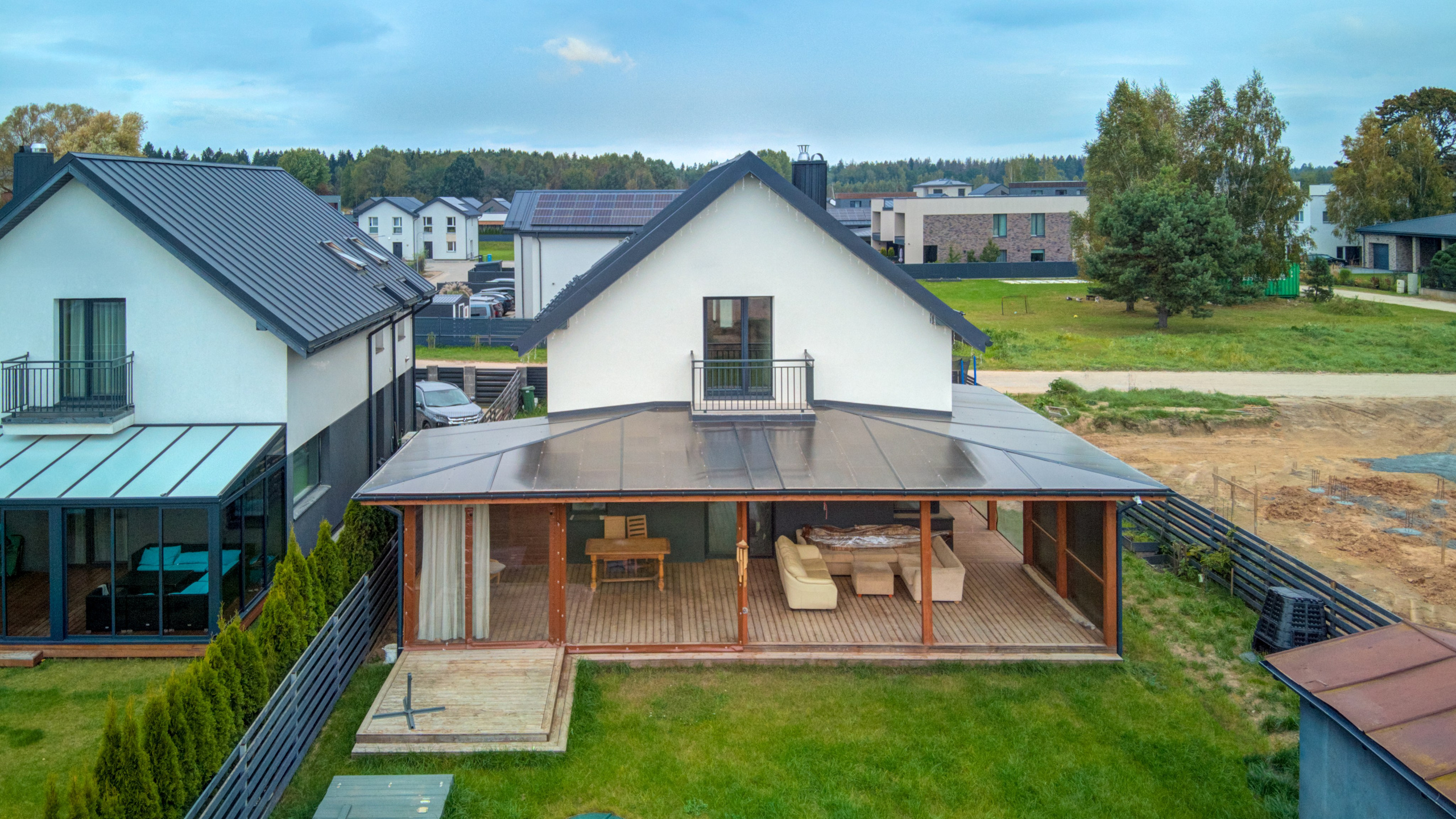 Namas Pilaitėje. Elina Sapiega fotografė Vilniuje