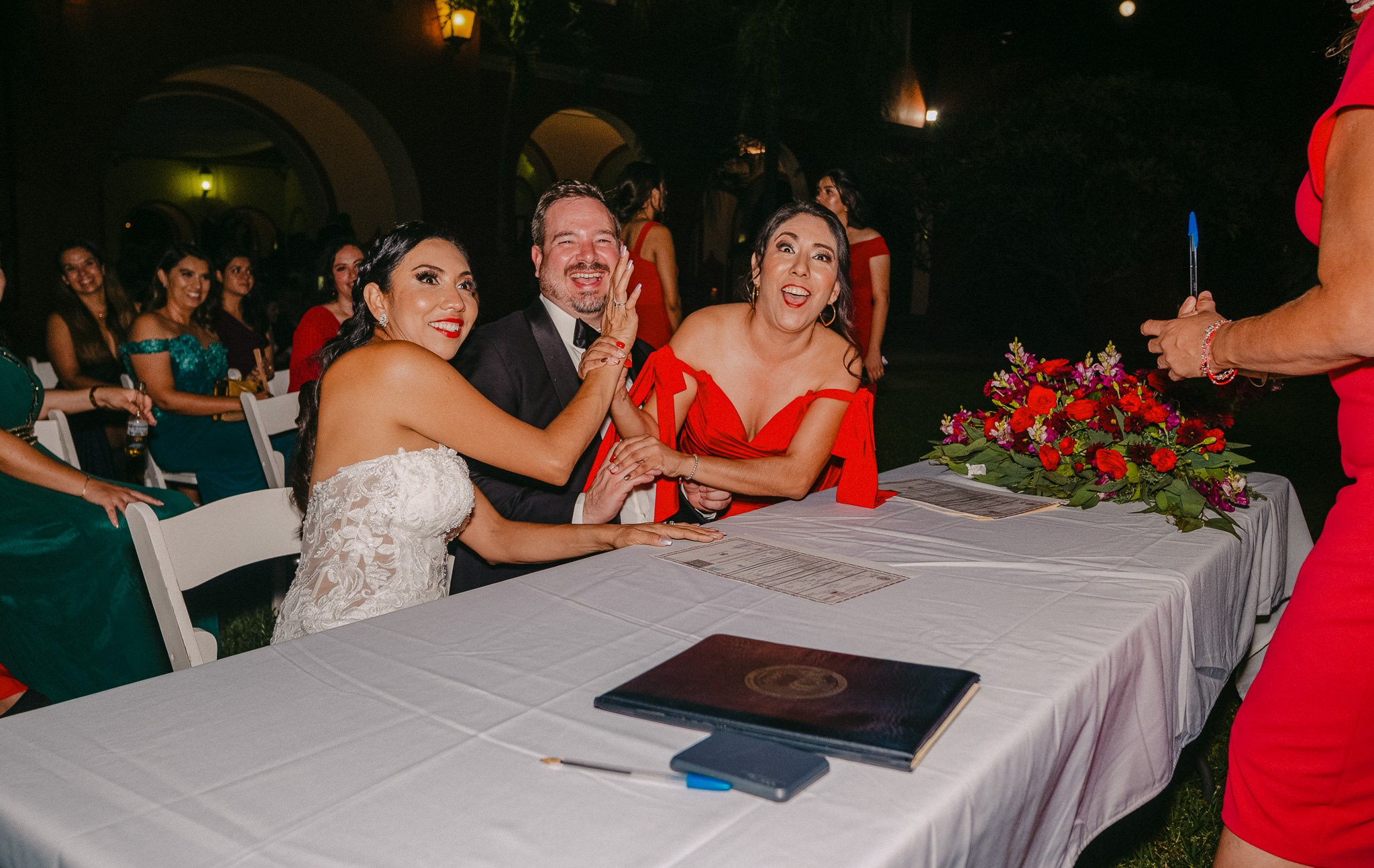 Yuri & Rob. Wedding and family photographer in Mexico City