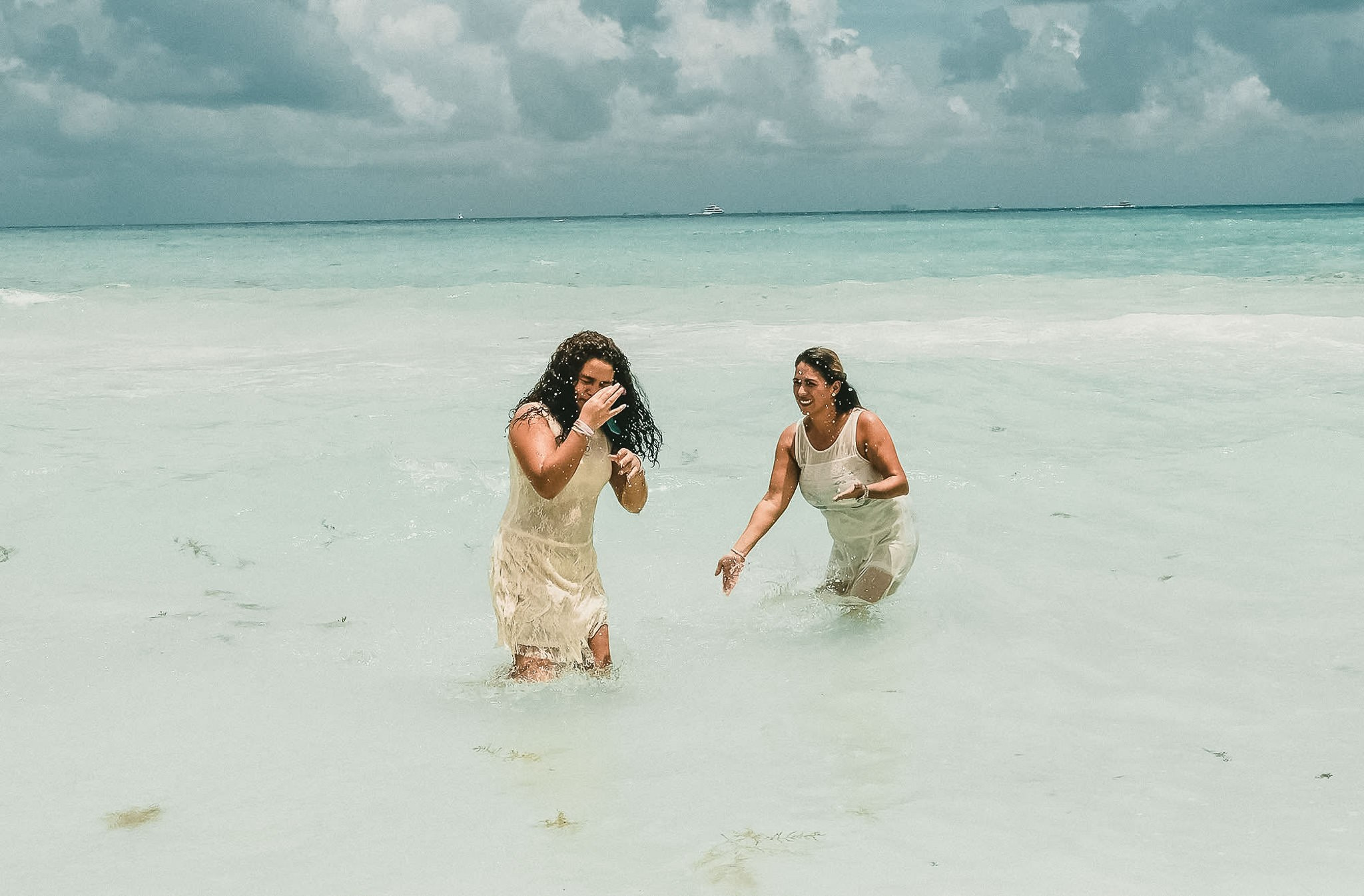 Angeles y Pau. Wedding and family photographer in Mexico City