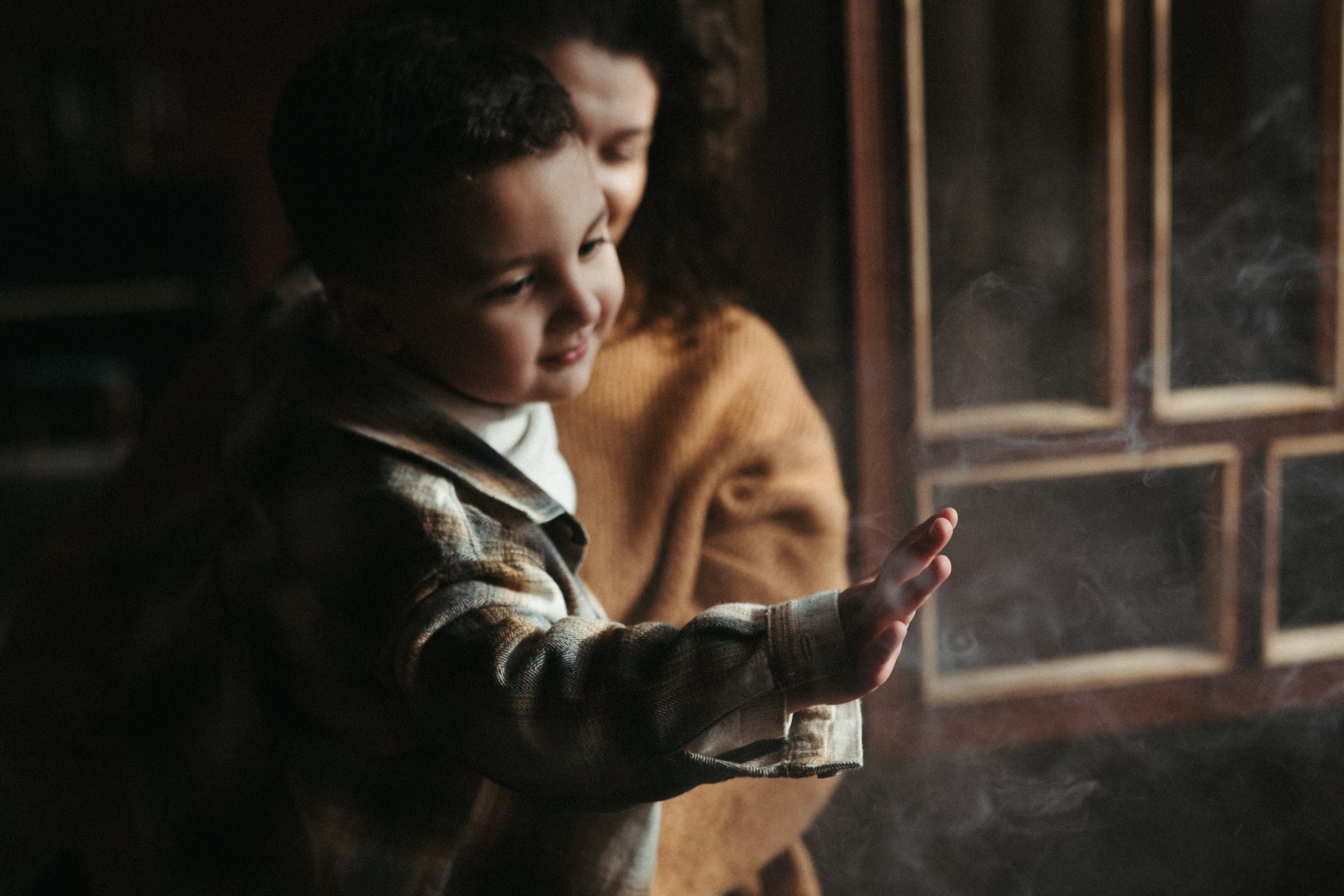 Lika and Anar. Family photographer in Saudi Arabia