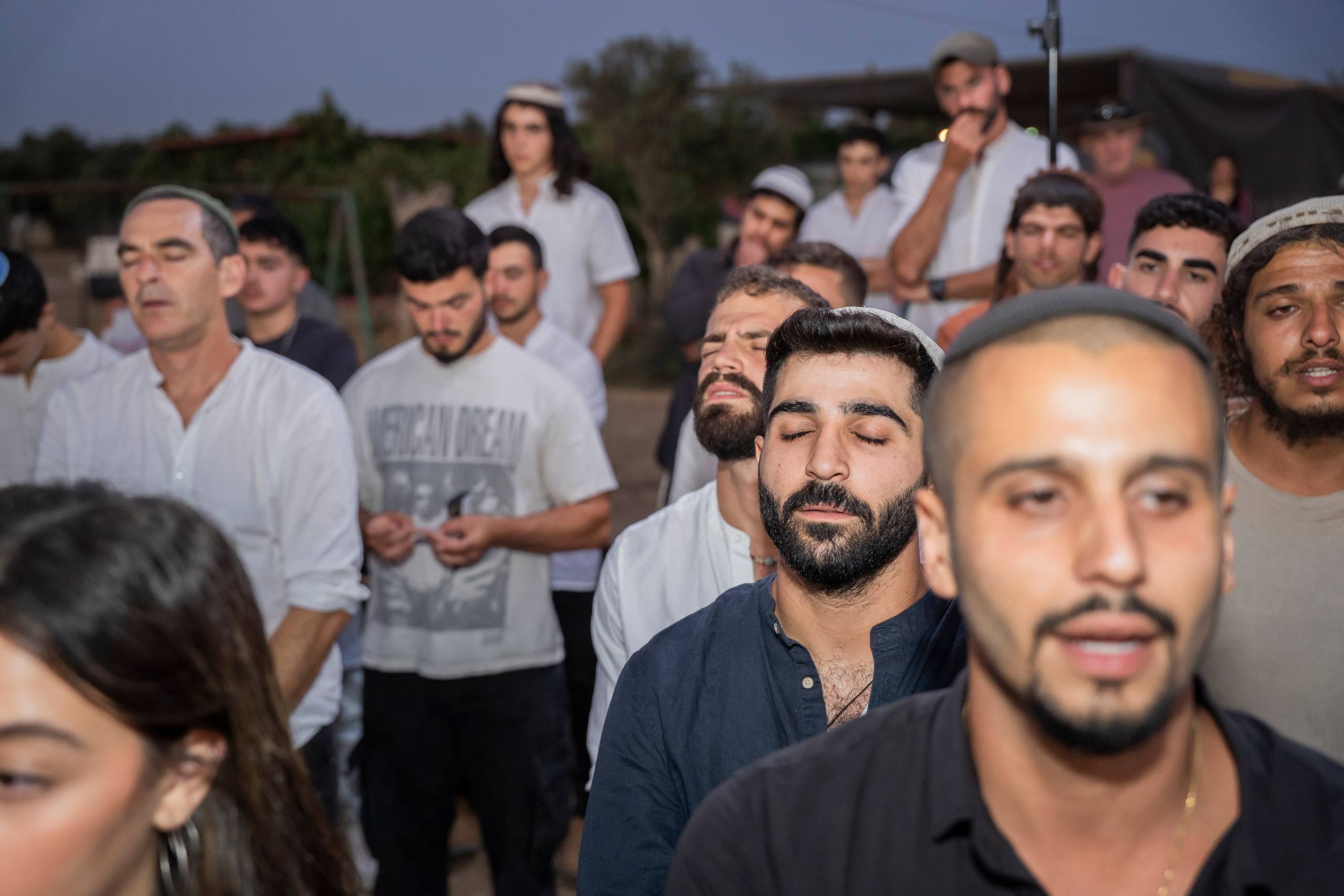 אביה ואחיה. יוסף מזרחי צילום חתונה, ברית וזוגיות. צלם מקצועי שאוהב להוציא אתכם הכי יפים ברגעים הכי מרגשים