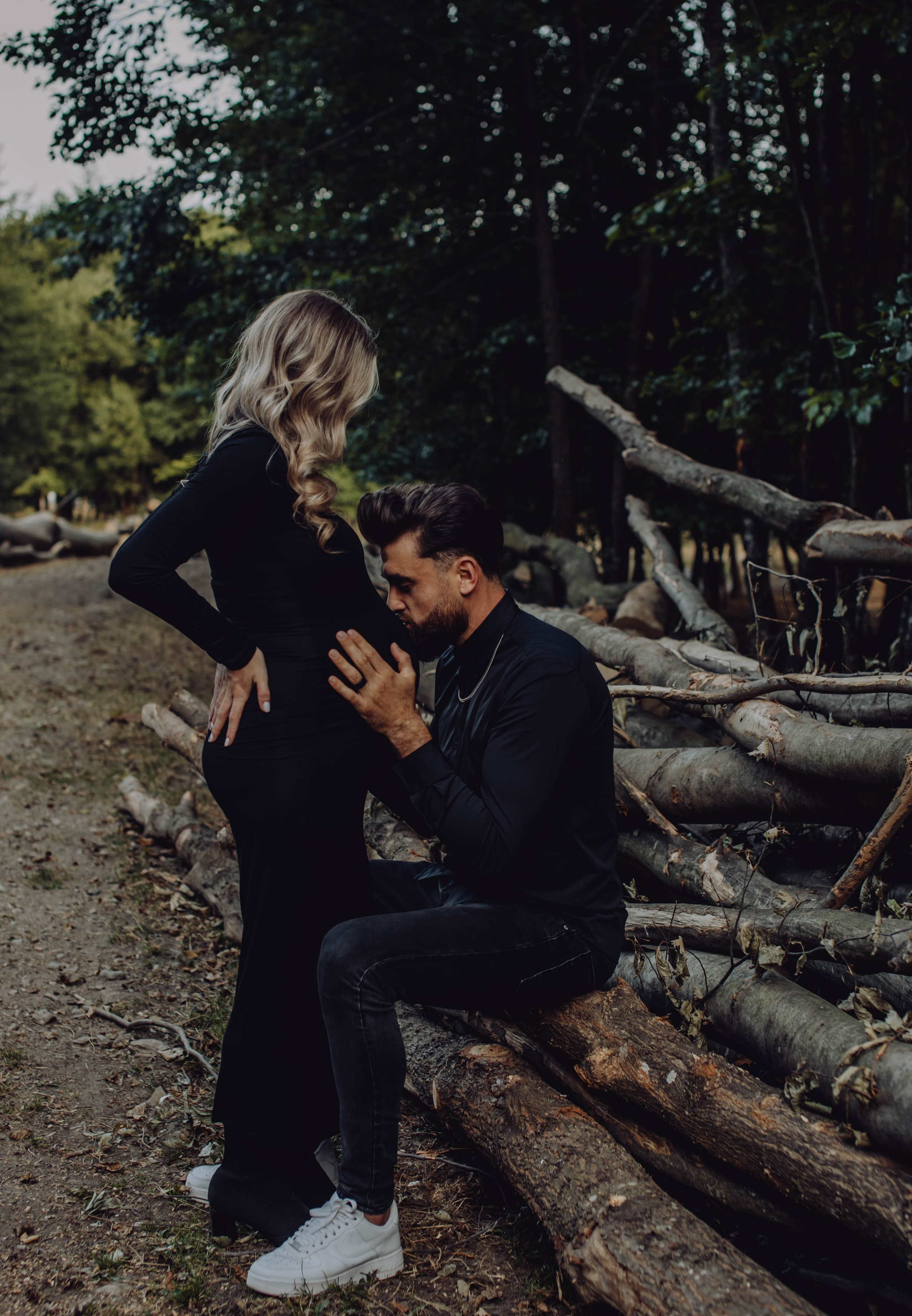 Alin & Diana. Wedding & couple photographer from Romania Rut Vetan