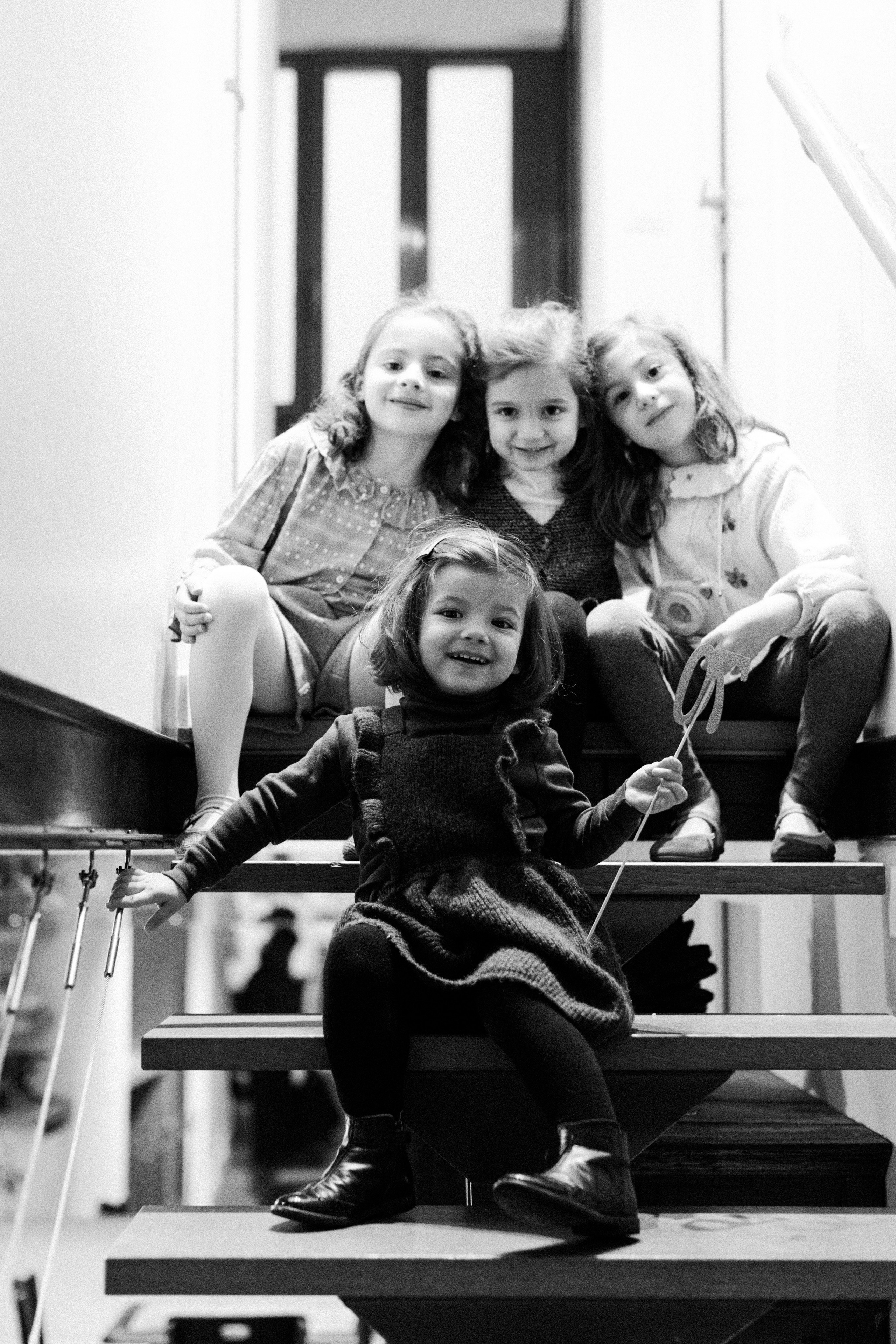 Family At Home Photoshoot in Paris | Natural Lifestyle Photography. Paris Wedding Photographer