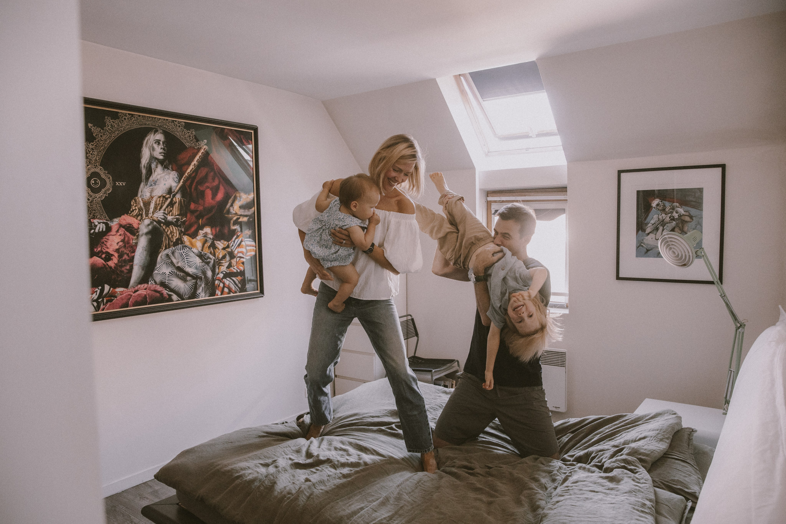 Family At Home Photoshoot in Paris | Natural Lifestyle Photography. Paris Wedding Photographer