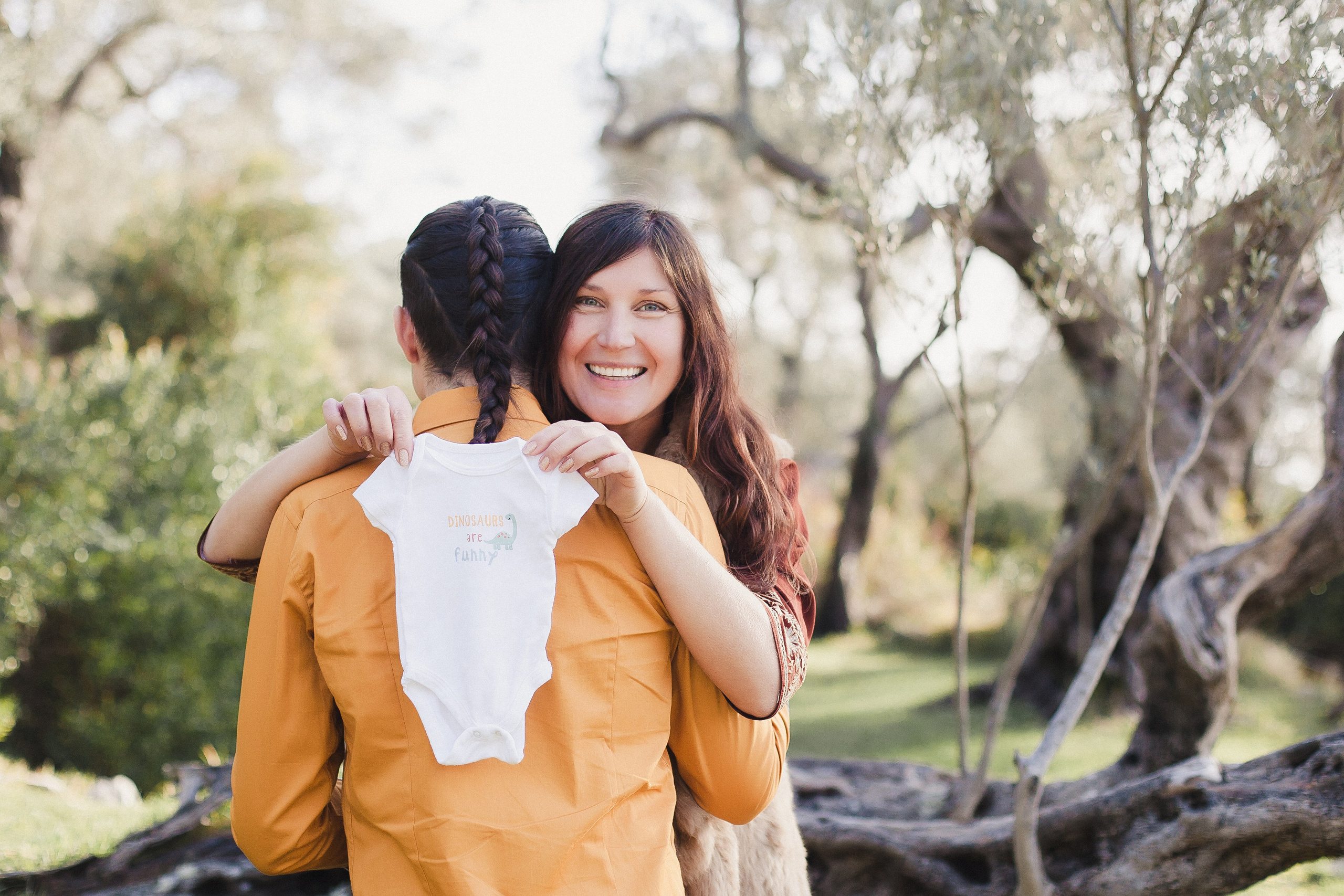 Maternity Session in the Olives. Sunkrit Photography