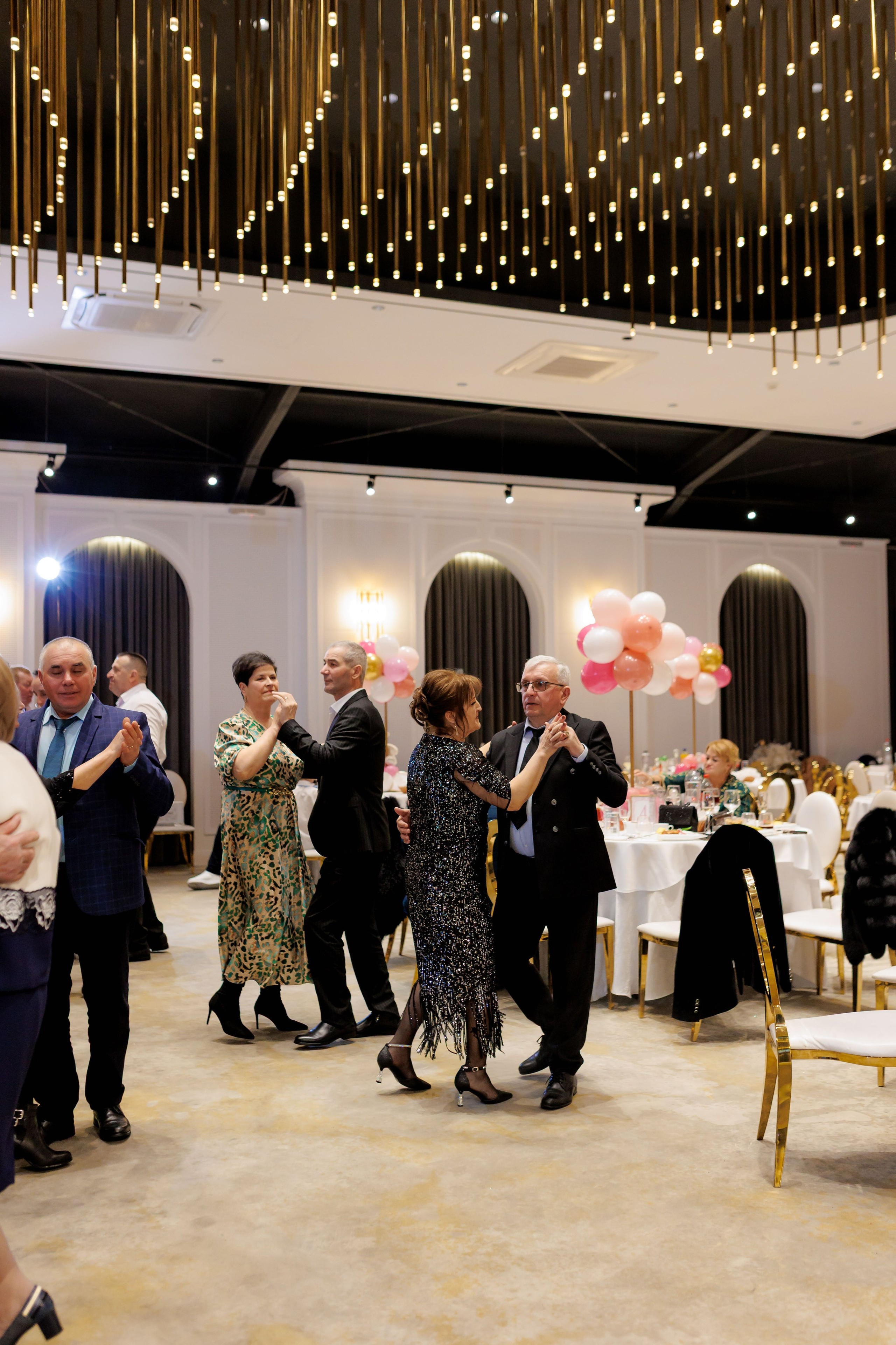 Povestea voastră, regizată de noi |Cristi Turculet Videograf Nuntă Suceava | wedding highlight. Servicii foto-video profesionale, pentru momente de neuitat