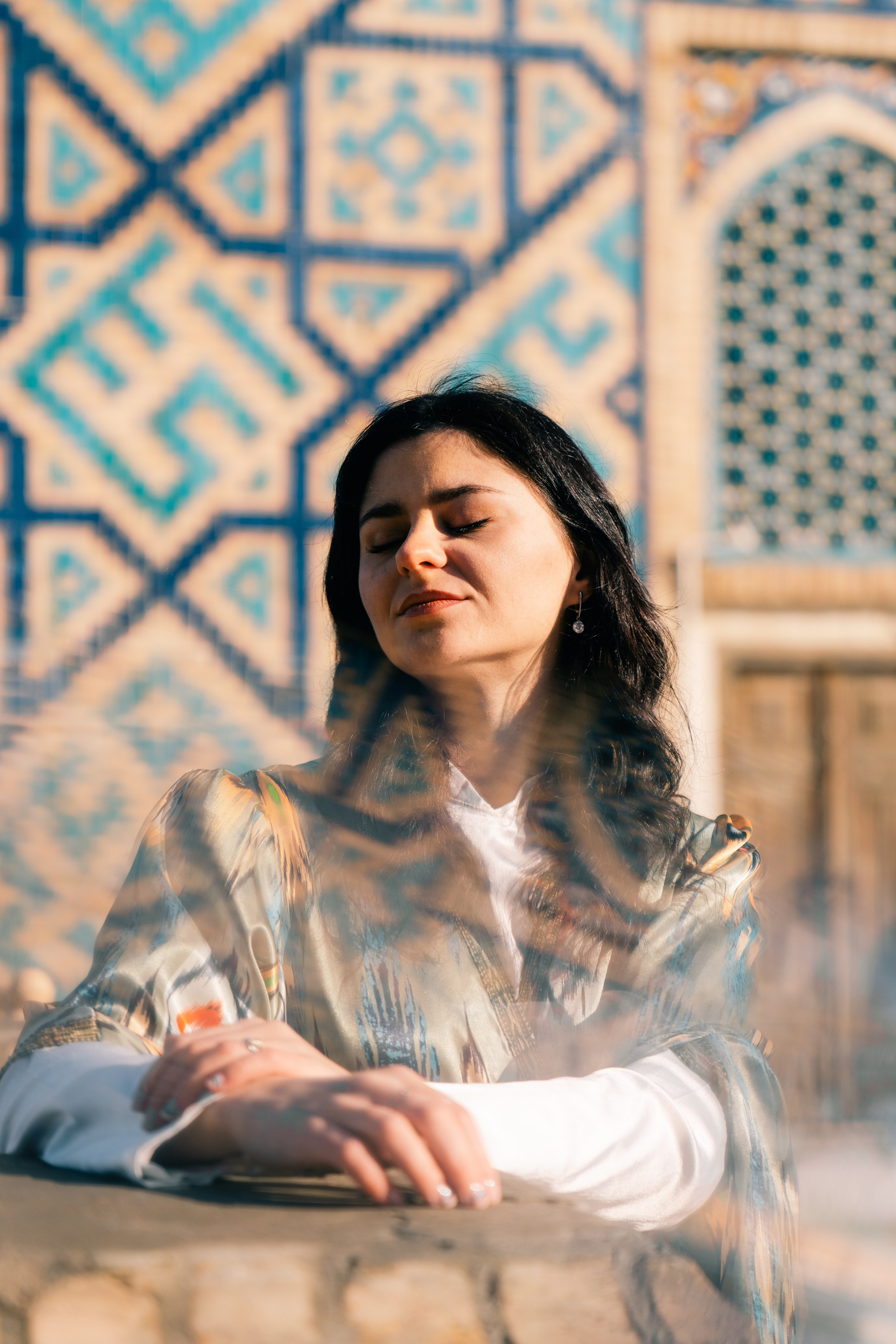 Утренняя фотосессия на площади Регистан: Магия рассвета в Самарканде. Фотограф в Узбекистане и Самарканде Джасур Марупов