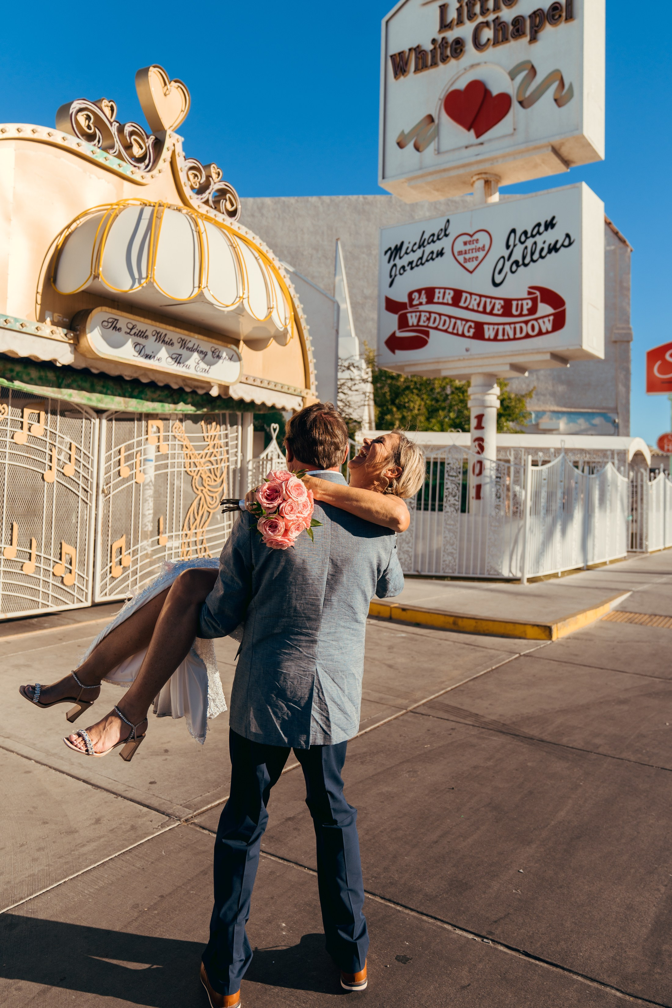 Sandra&Steffen. Renewal vows. Wedding & elopement photographer Viktoriya Kravtsov. Las Vegas