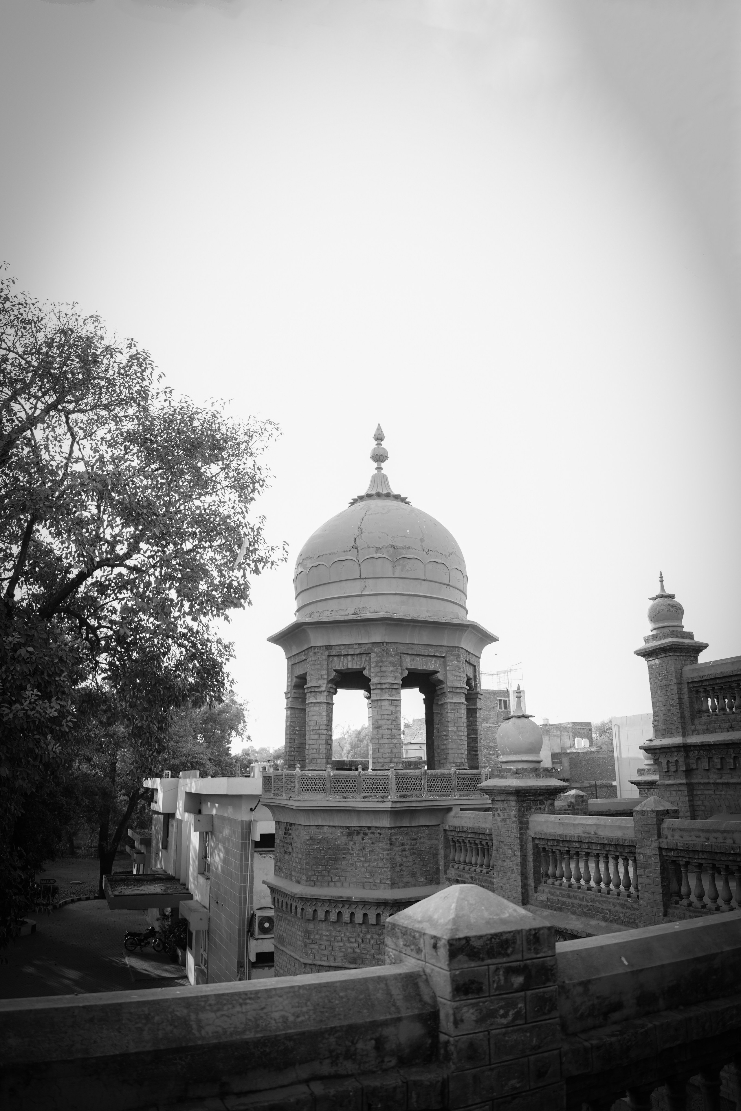 Shahzil & Kehkashan’s Pre Wedding Shoot. MomentsbyFNF — capturing timeless wedding stories across Pakistan with passion, artistry & heart