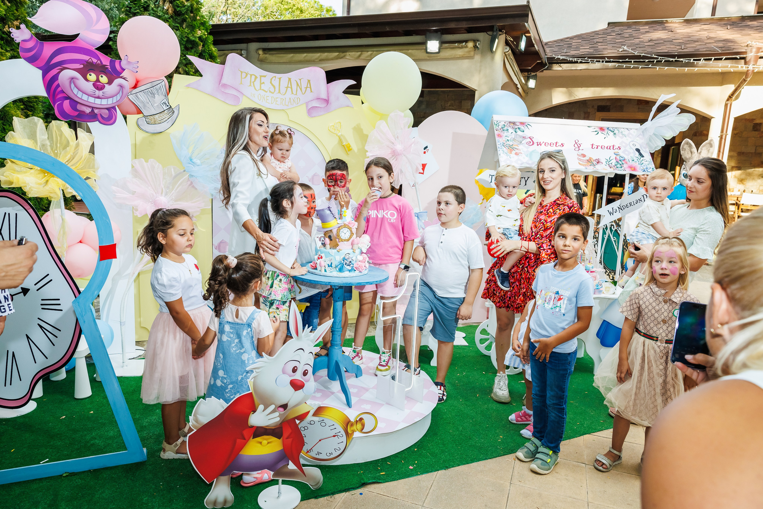 Честит 1 Рожден Ден. Фотограф Ирина Йотова