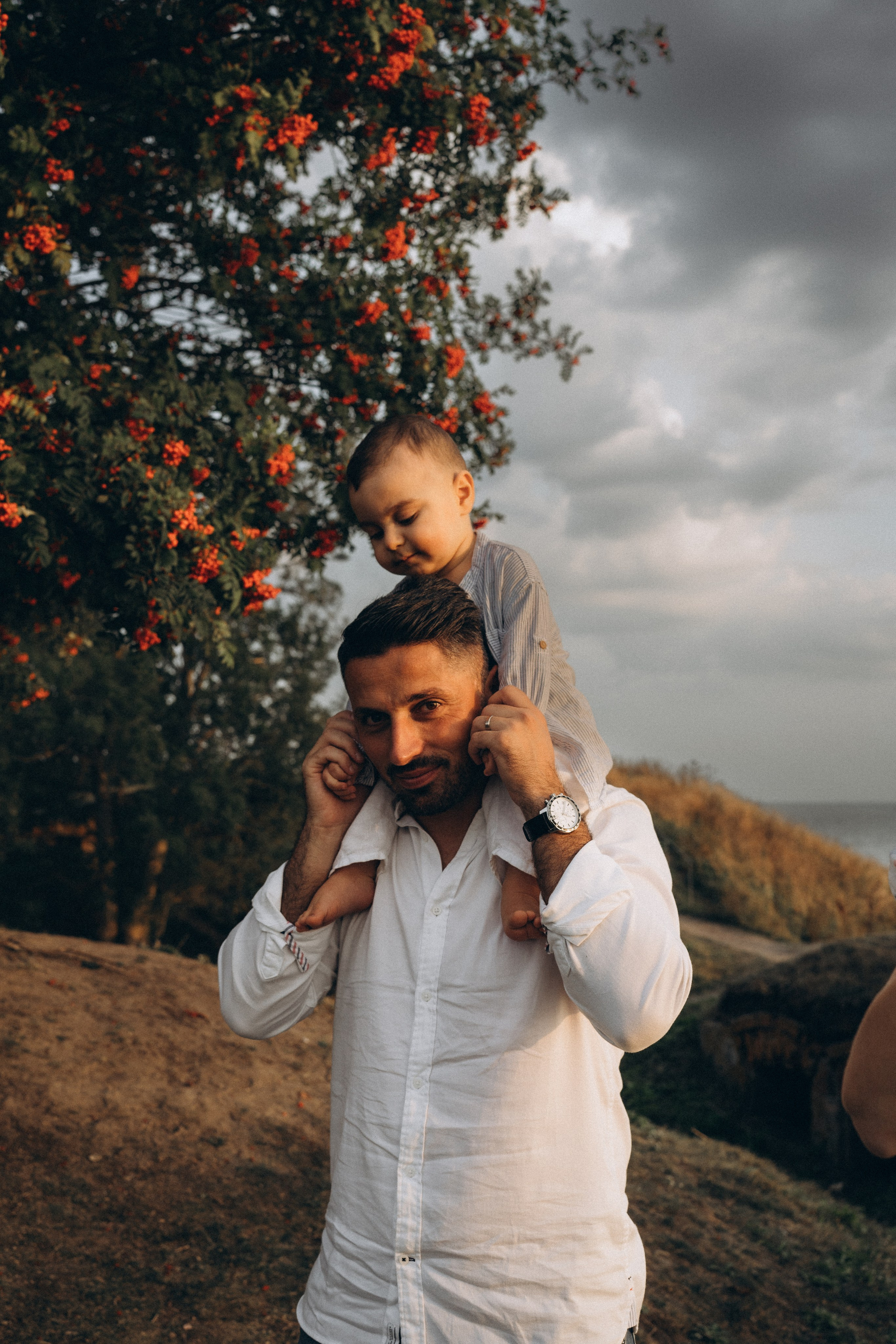 Summer. Wedding and potrait photographer in Helsinki Vickan O