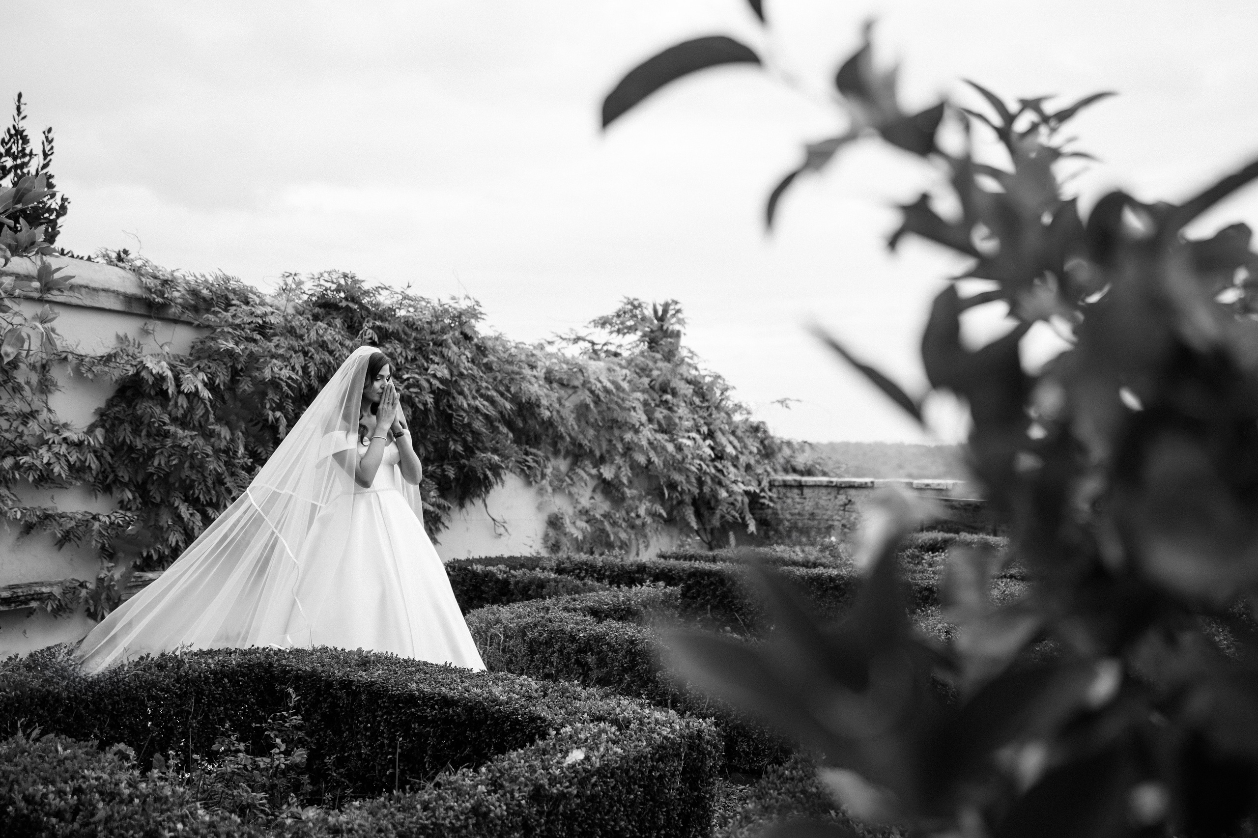 Wedding Photographer Rome Tuscany Como Sicily Puglia Amalfy Italy- Oksana Savenchuk