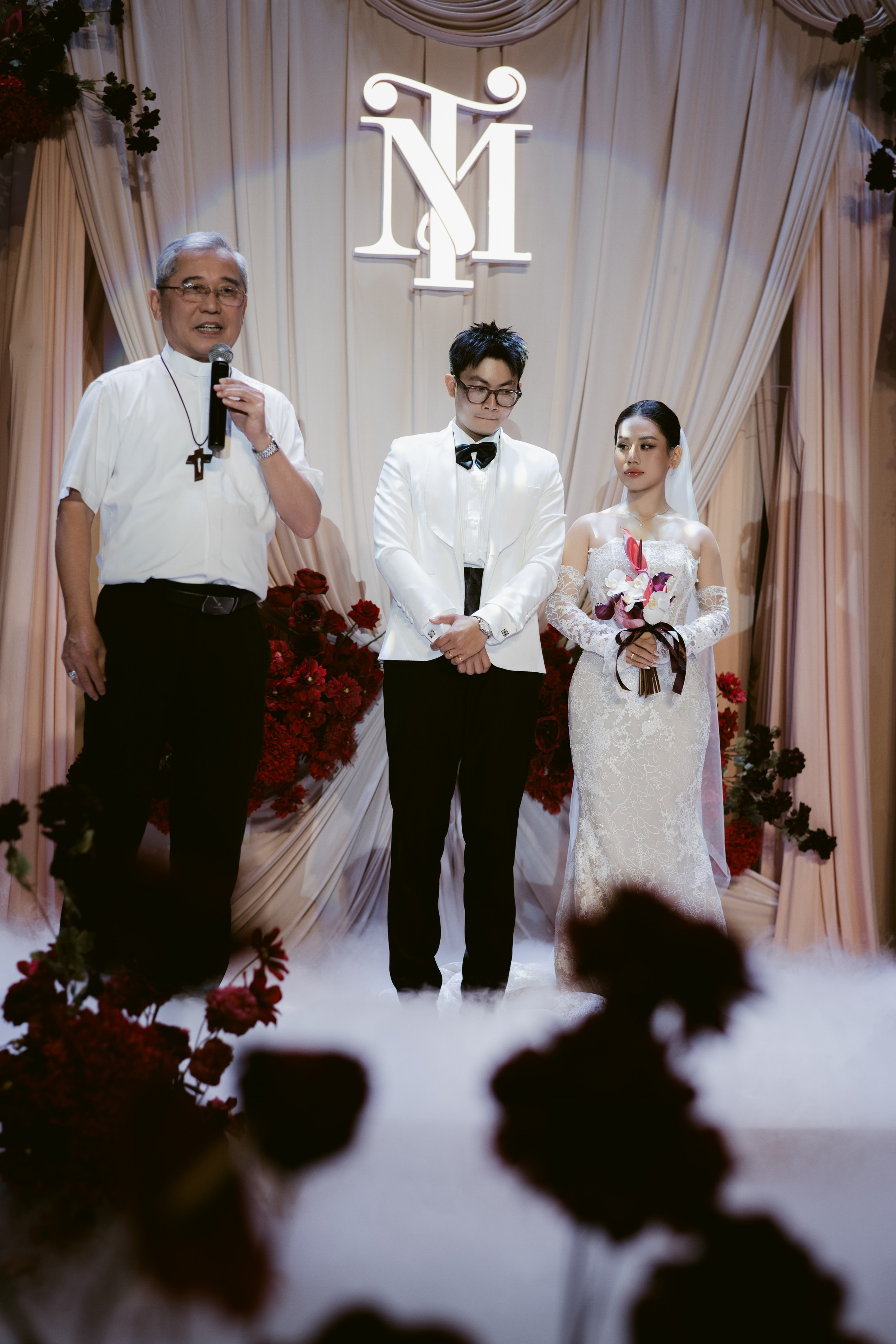 Man + Thu | Photojournalism. BenColor Studio