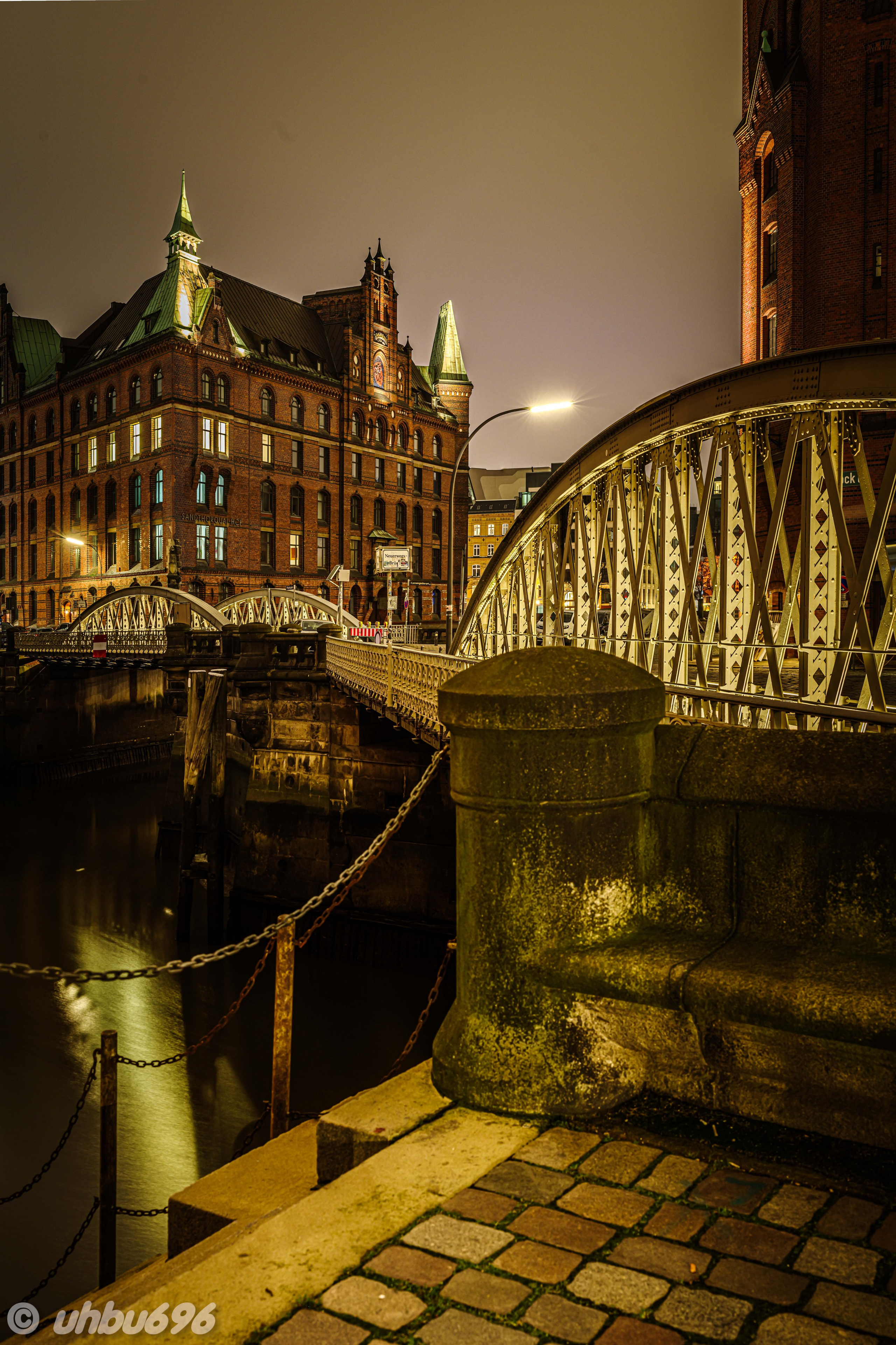 Speicherstadt in Hamburg — Historic Warehouse District by the Water. ReCity — local city news that matter, no noise