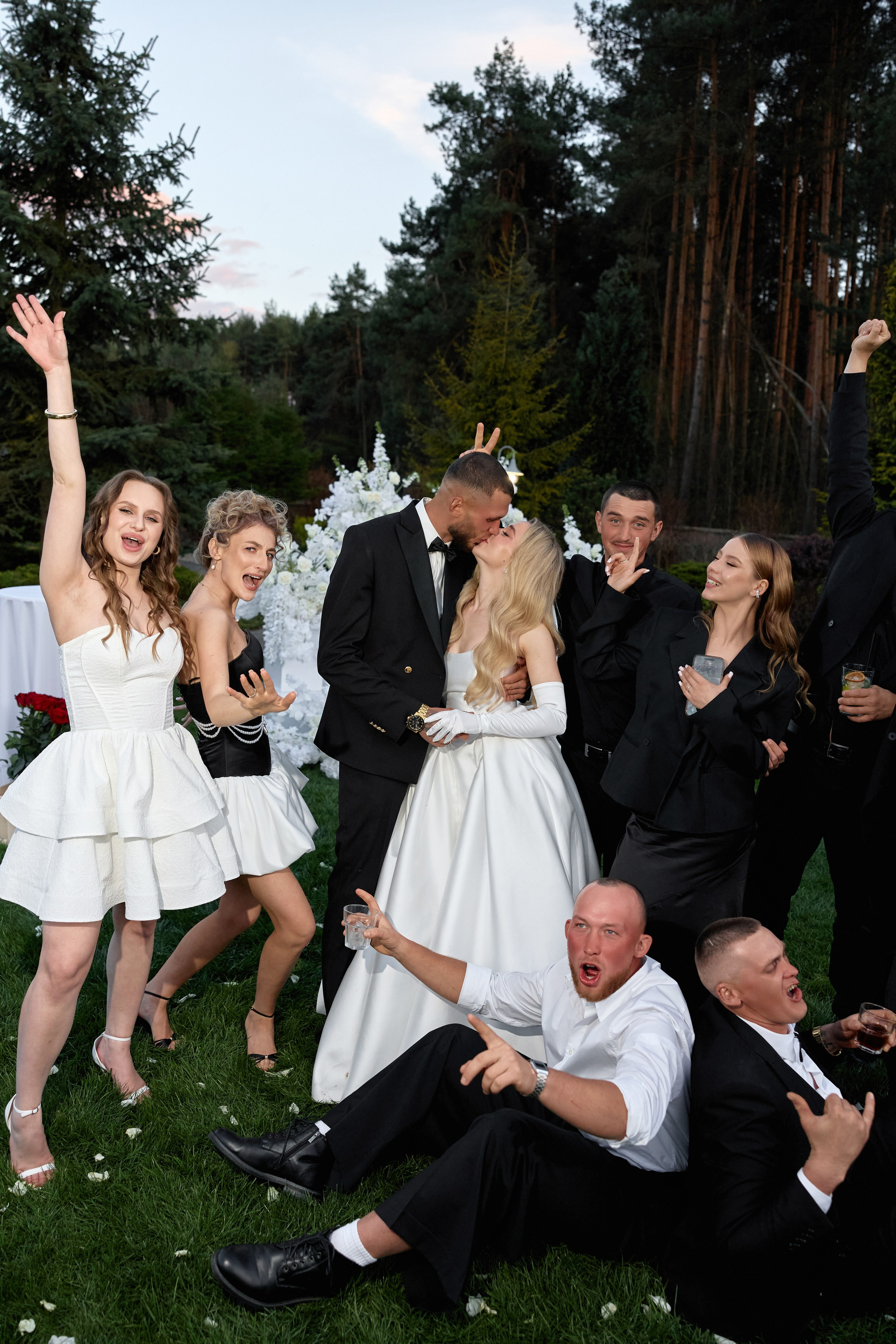 Natalia & Roman. Dworek przy lesie. Fotograf ślubny i rodzinny w Krakowie Yana Klymova